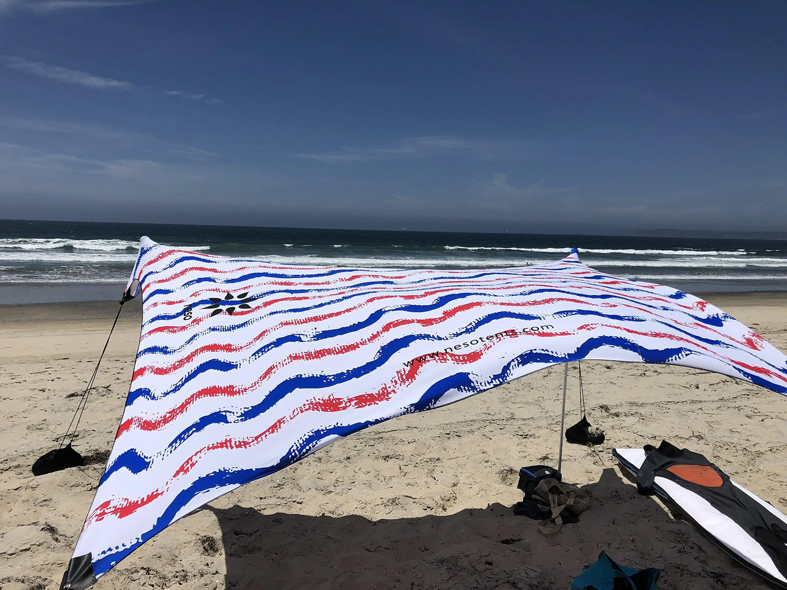 Neso Tenda da Spiaggia con Ancoraggio a Sabbia, 2.1m x 2.1m, Onde Rosse e Blu - immagine 3