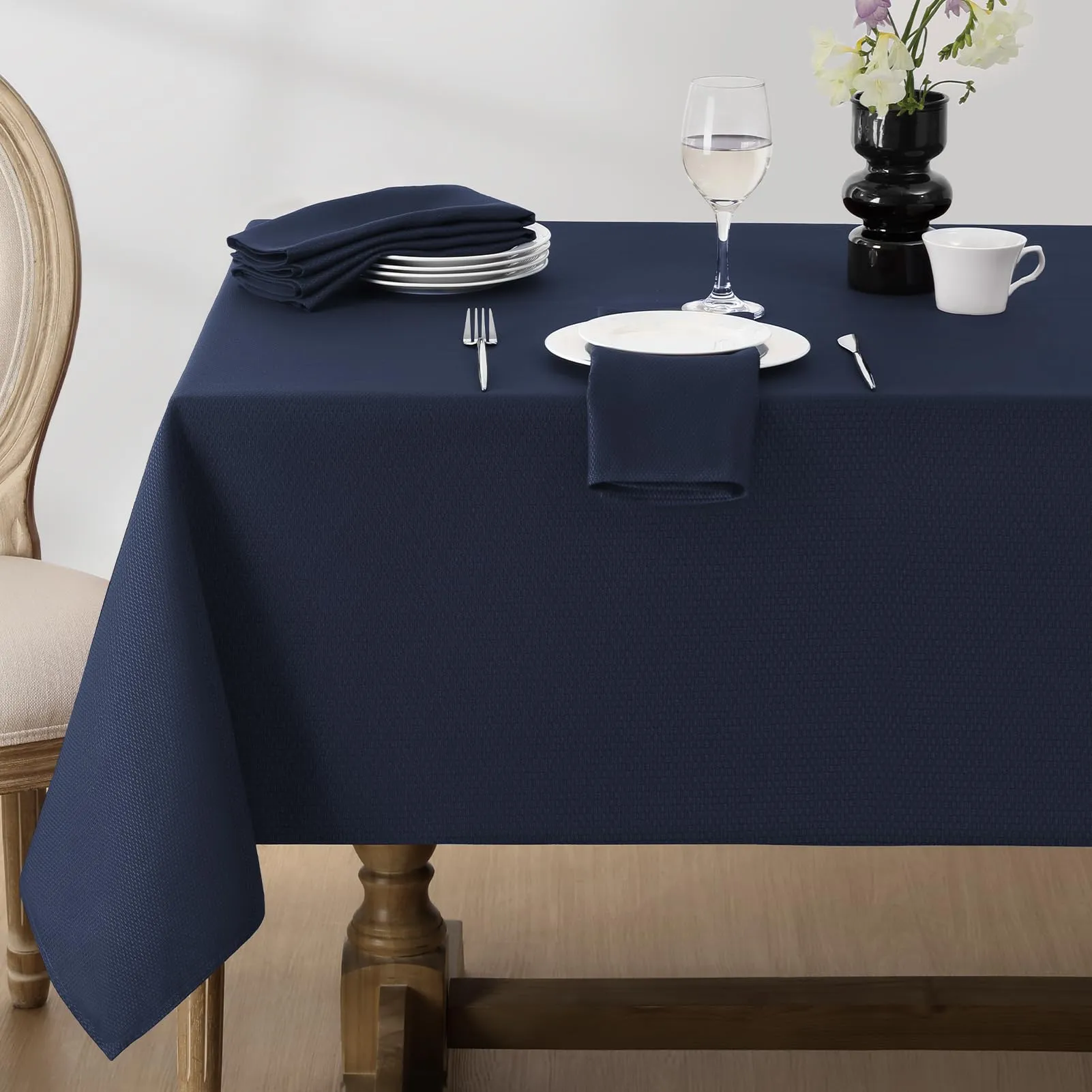 Softalker Tovaglia Rettangolare in Tessuto Jacquard, Impermeabile e Antimacchia, 152,4 x 213,4 cm, Blu Marino - immagine 6