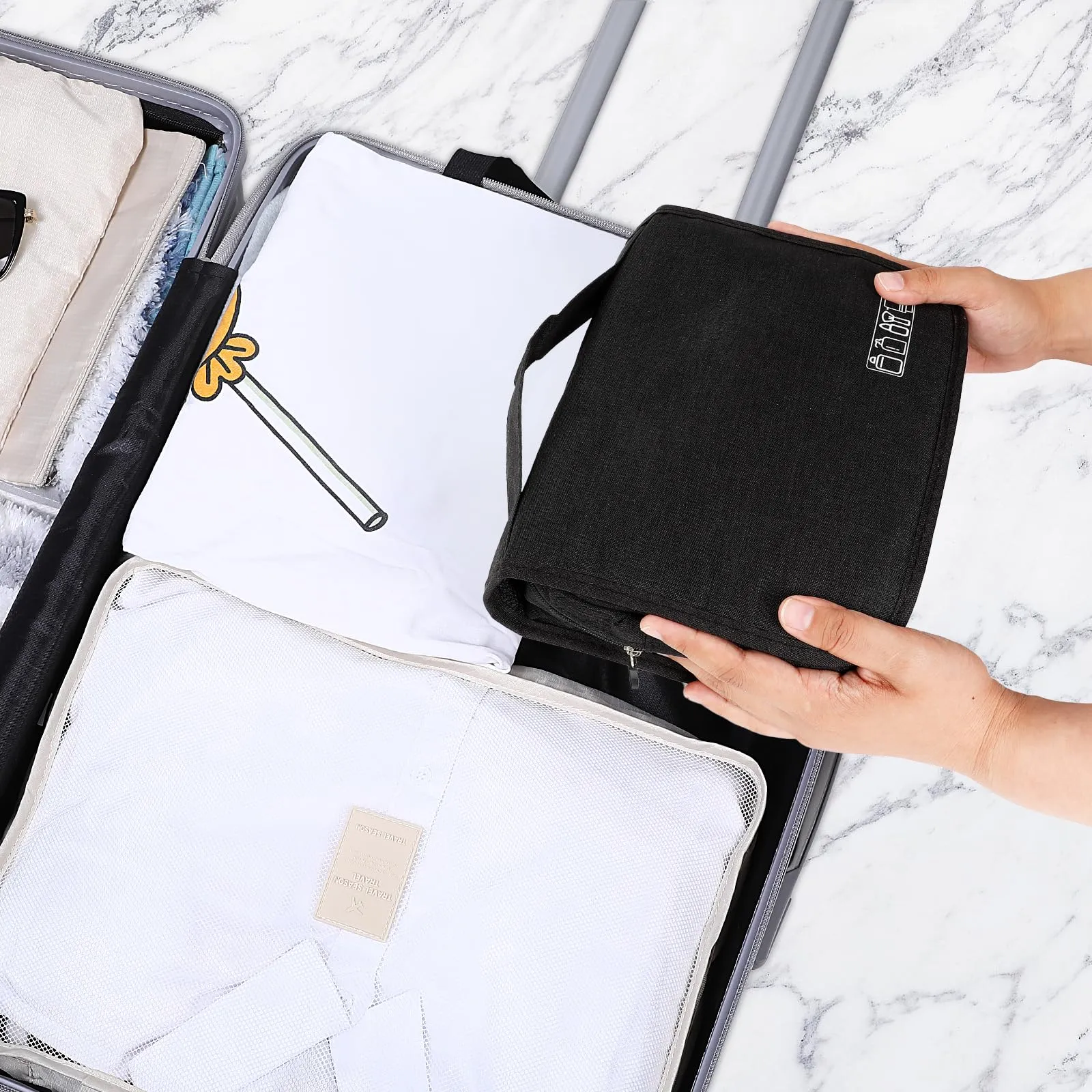 AiQInu Beauty Case da Viaggio, Borsa da Toilette Impermeabile con Gancio per Appendere - immagine 6