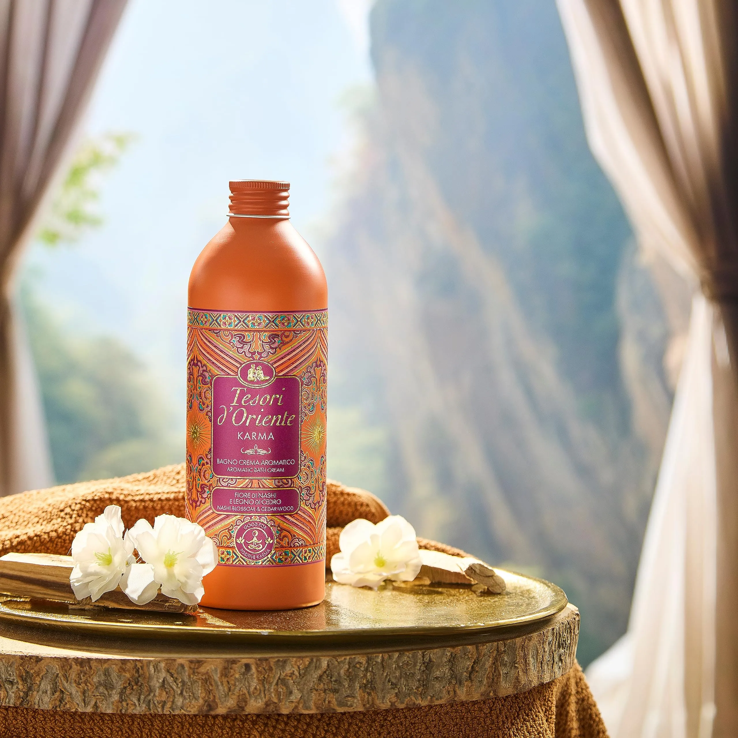 Tesori d'Oriente Bagno Crema Karma, Fiore di Nashi e Legno di Cedro, 500ml - immagine 4