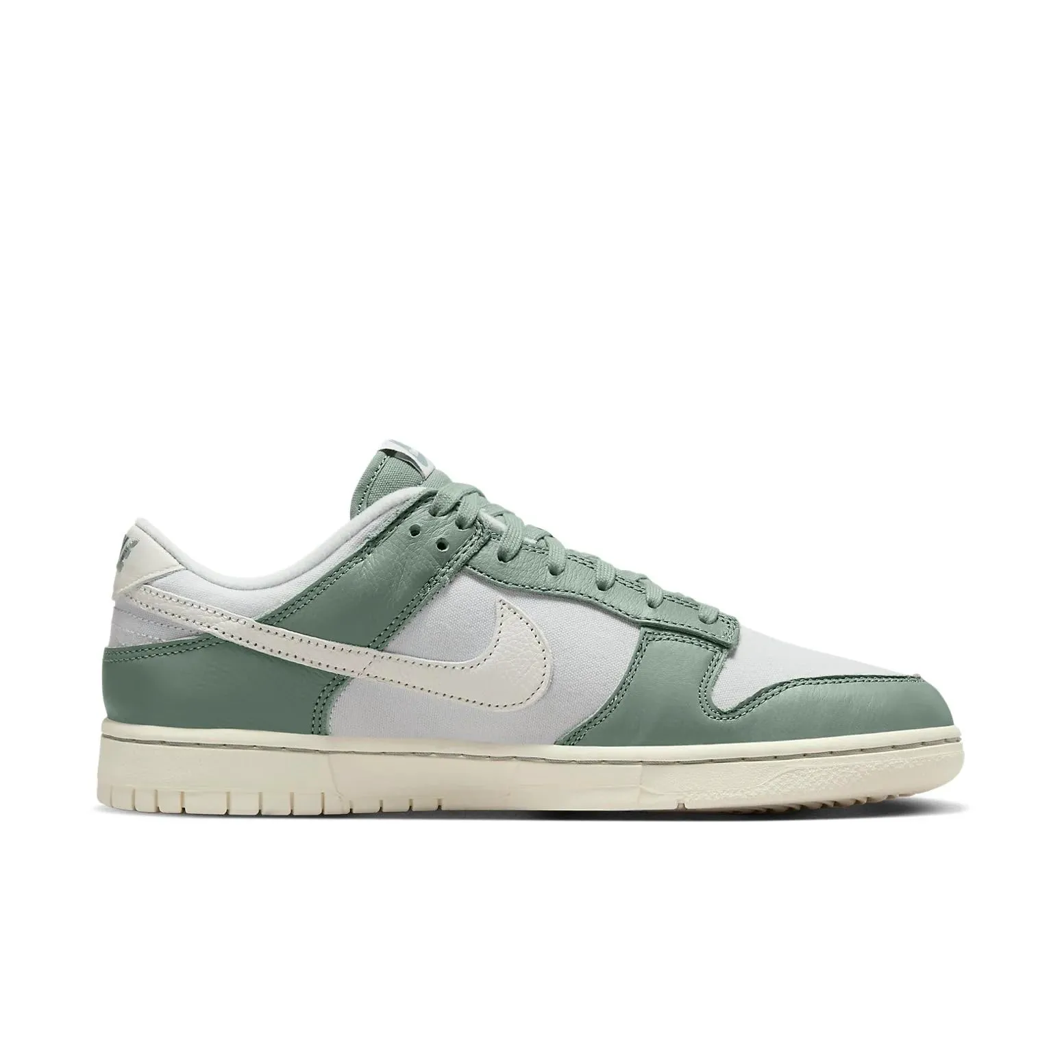 Nike Air Jordan 1 Mid Women's Basketball Shoes, Mica Green Sail Photon Powder, 41 EU - immagine 2