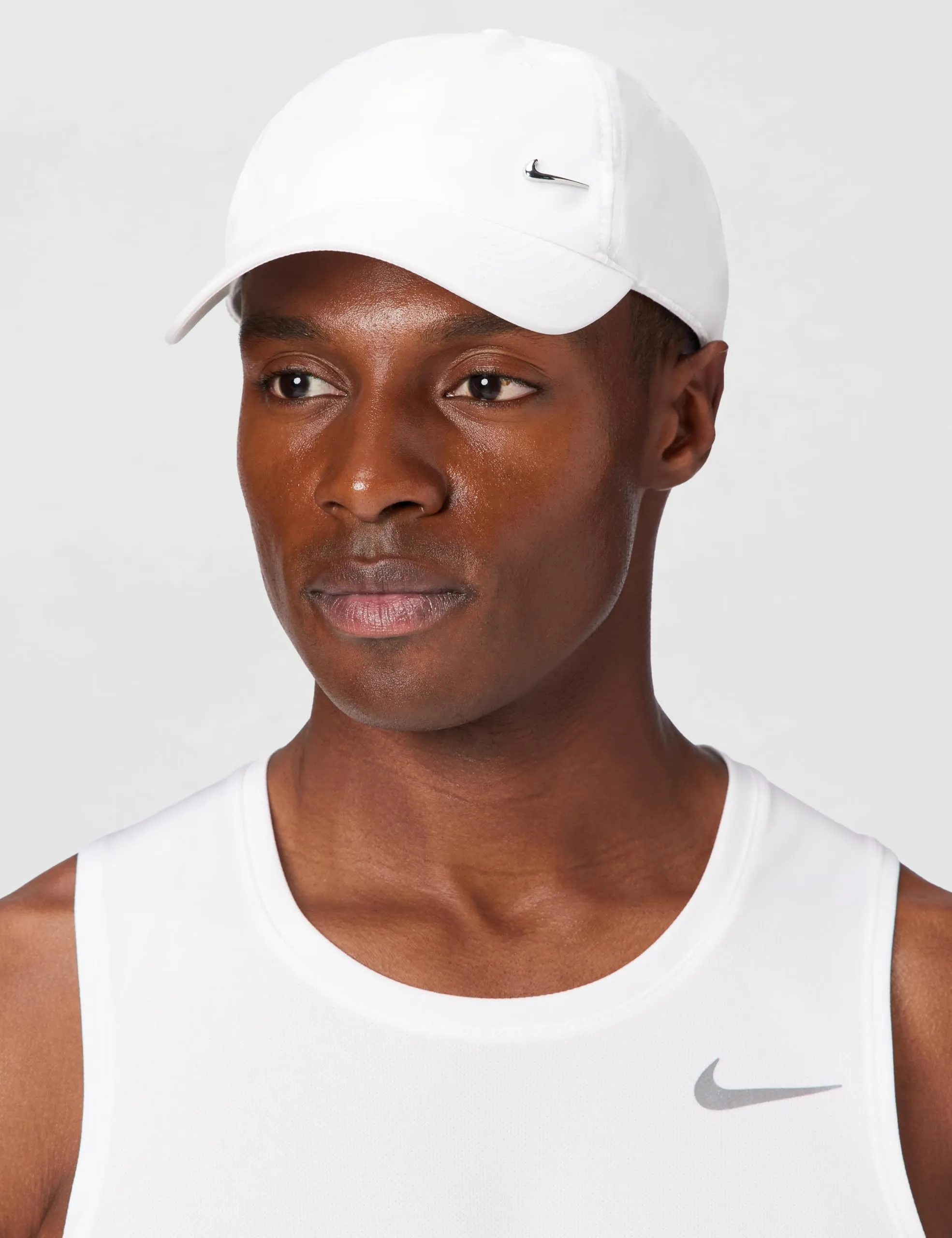 Nike Club Cappuccio, Bianco/Argento Metallico, S/M Uomo - immagine 2