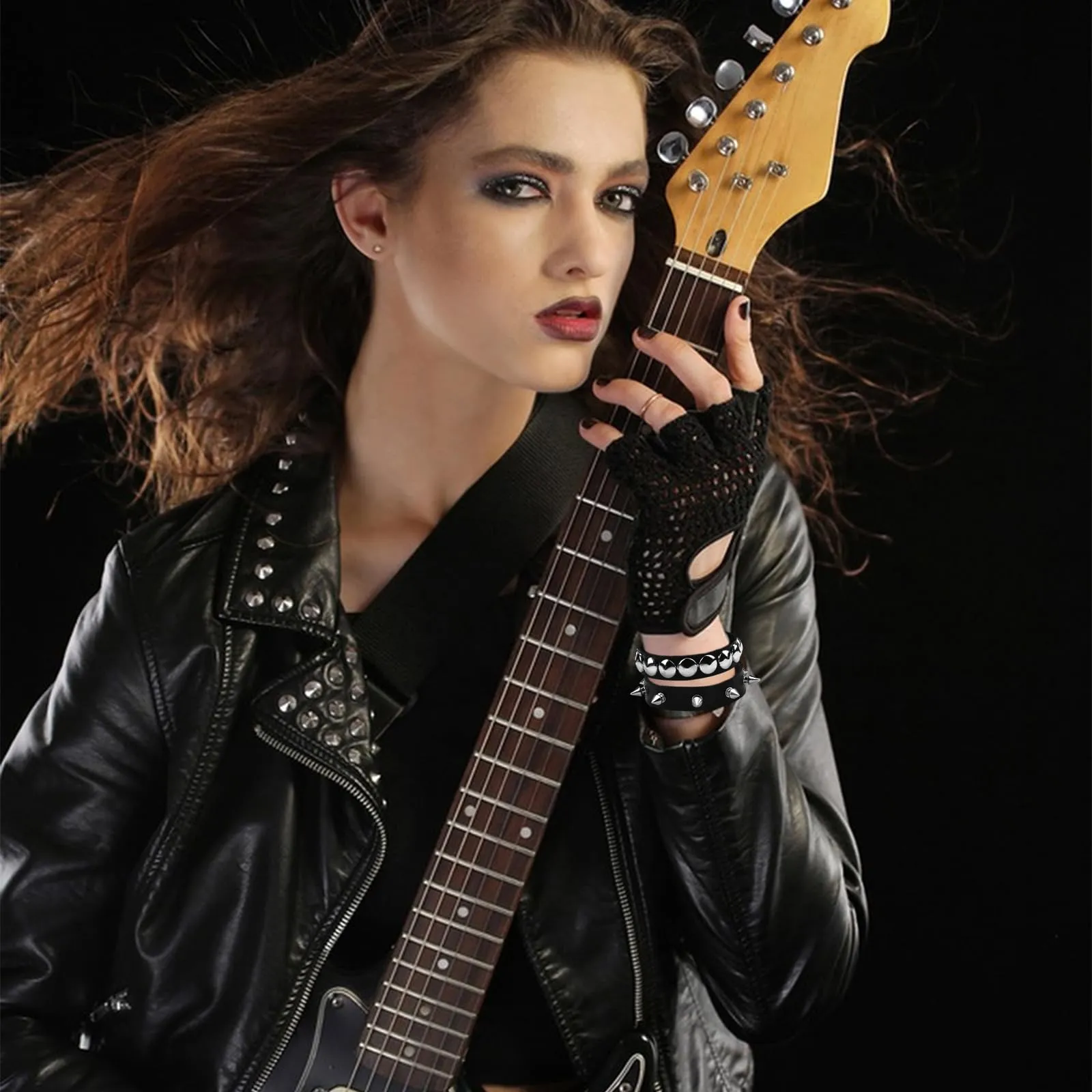 SJUNJIE Set di 5 Bracciali Punk Borchiati in Pelle Nero - immagine 6