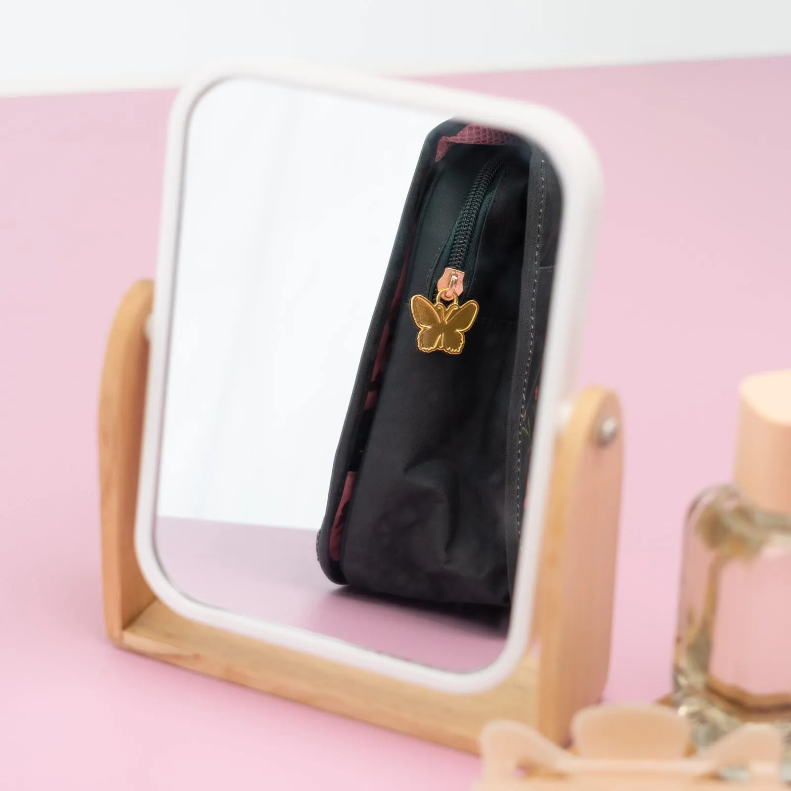 Grupo Erik Beauty Case Donna Wicked - Trousse Trucchi da Viaggio Impermeabile con Gancio - immagine 6