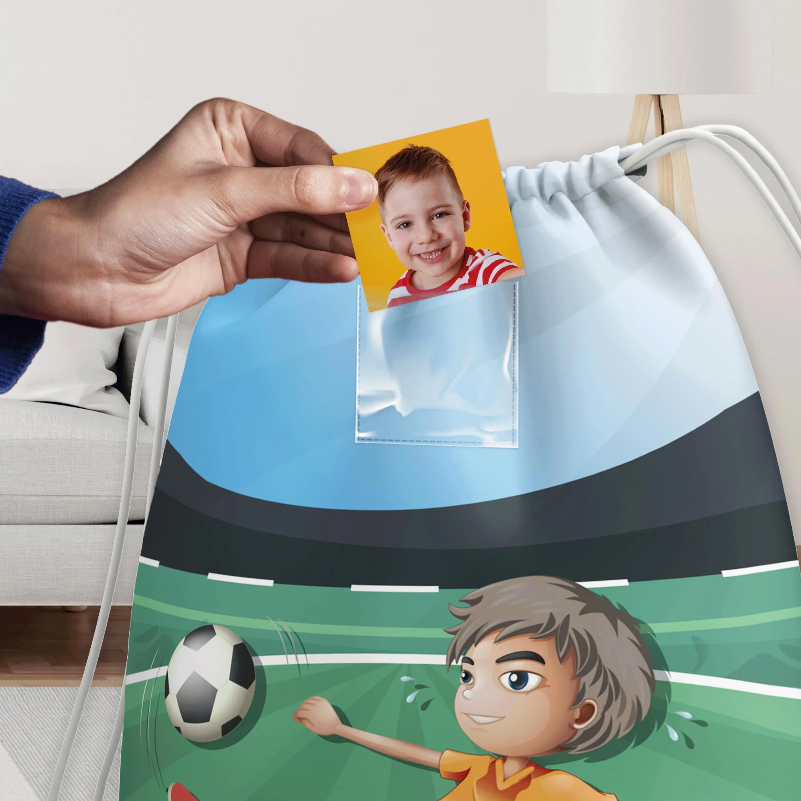 KAÏDENSÏ Sacca Asilo Personalizzata Calcio - Zainetto Asilo Nido 32x40 cm con Tasca Interna - immagine 5