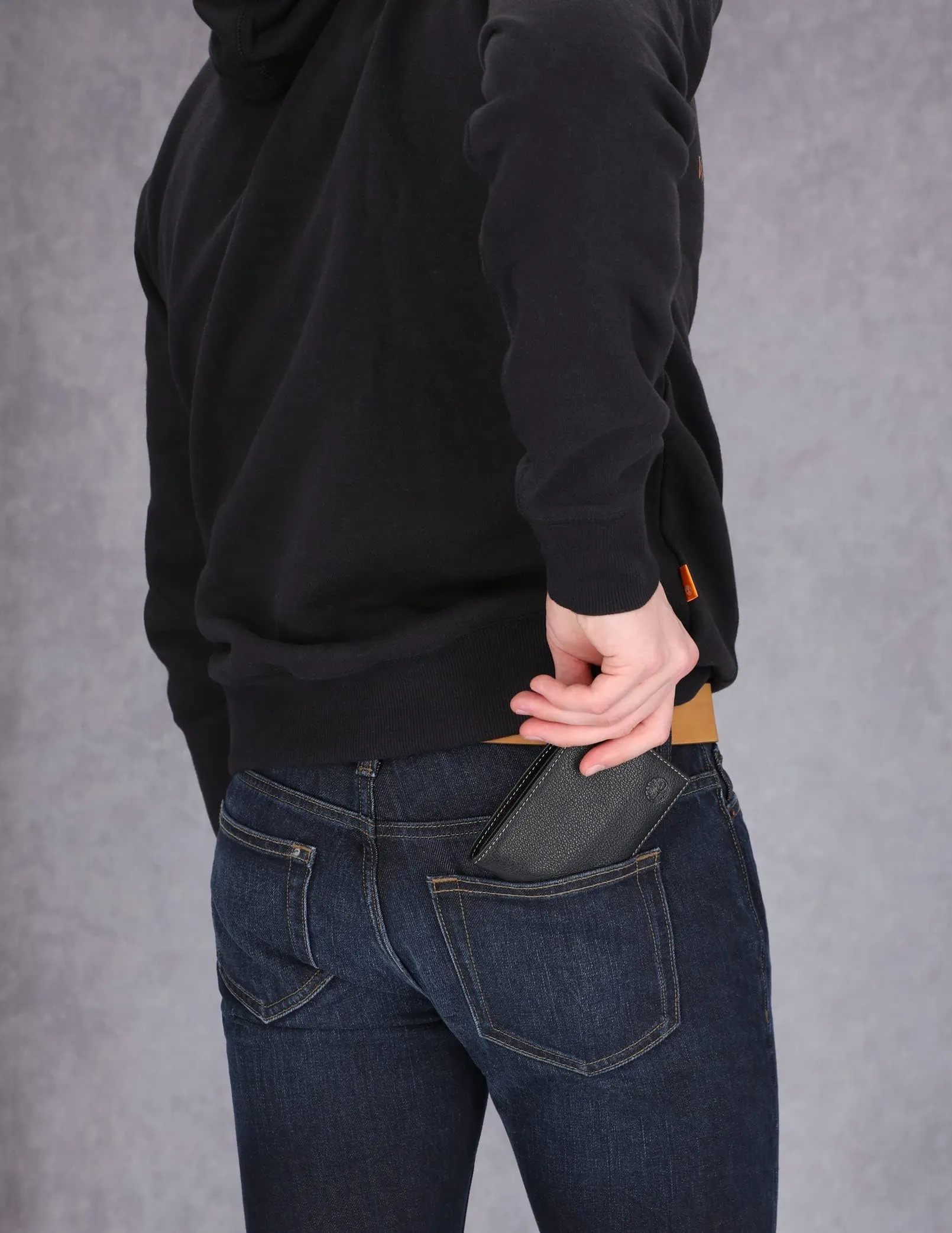 Timberland Men's Genuine Leather RFID Blocking Passcase Security Wallet, Black, One Size - immagine 7