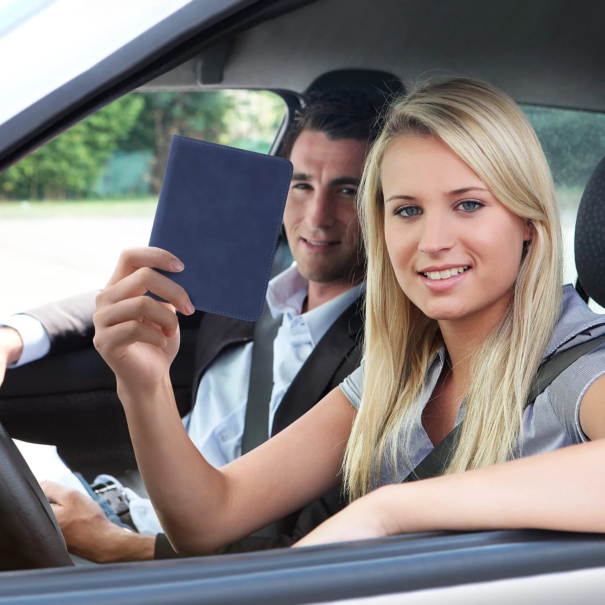 kwmobile Custodia Pelle Nabuk per Libretto Circolazione Auto e Patente, Blu Scuro - immagine 2