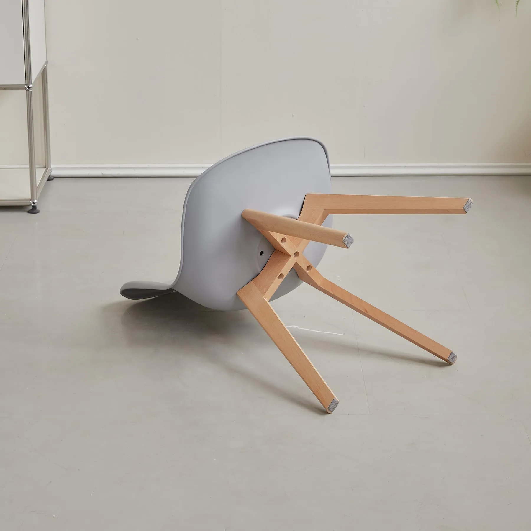GrandCA HOME Set di 4 Sedie da Pranzo in Legno di Faggio Massello, Design Retrò, Grigio-QNG - immagine 8