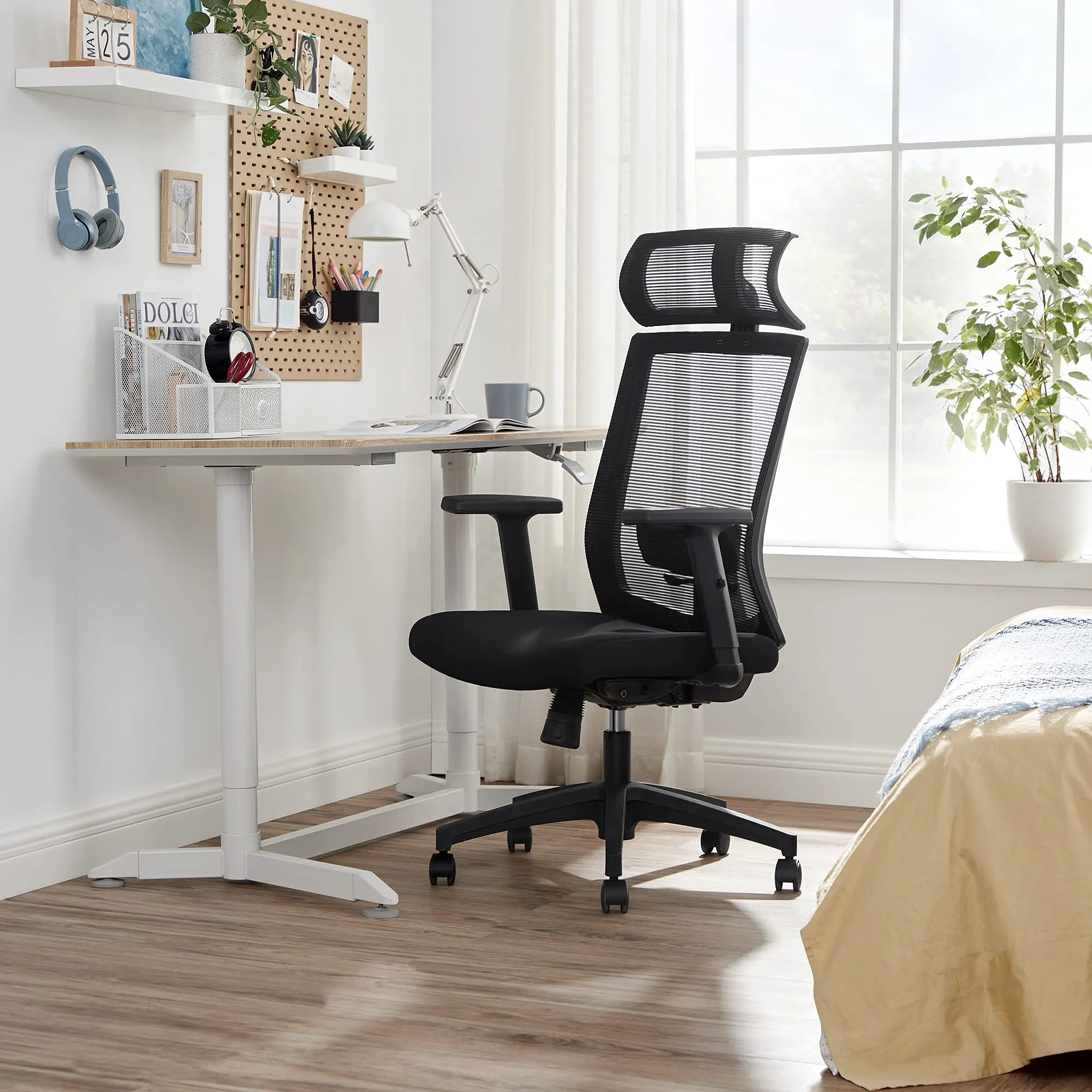 SONGMICS Sedia da Ufficio Ergonomica in Rete con Supporto Lombare, Poggiatesta e Braccioli Regolabili, Nero OBN55BK - immagine 2