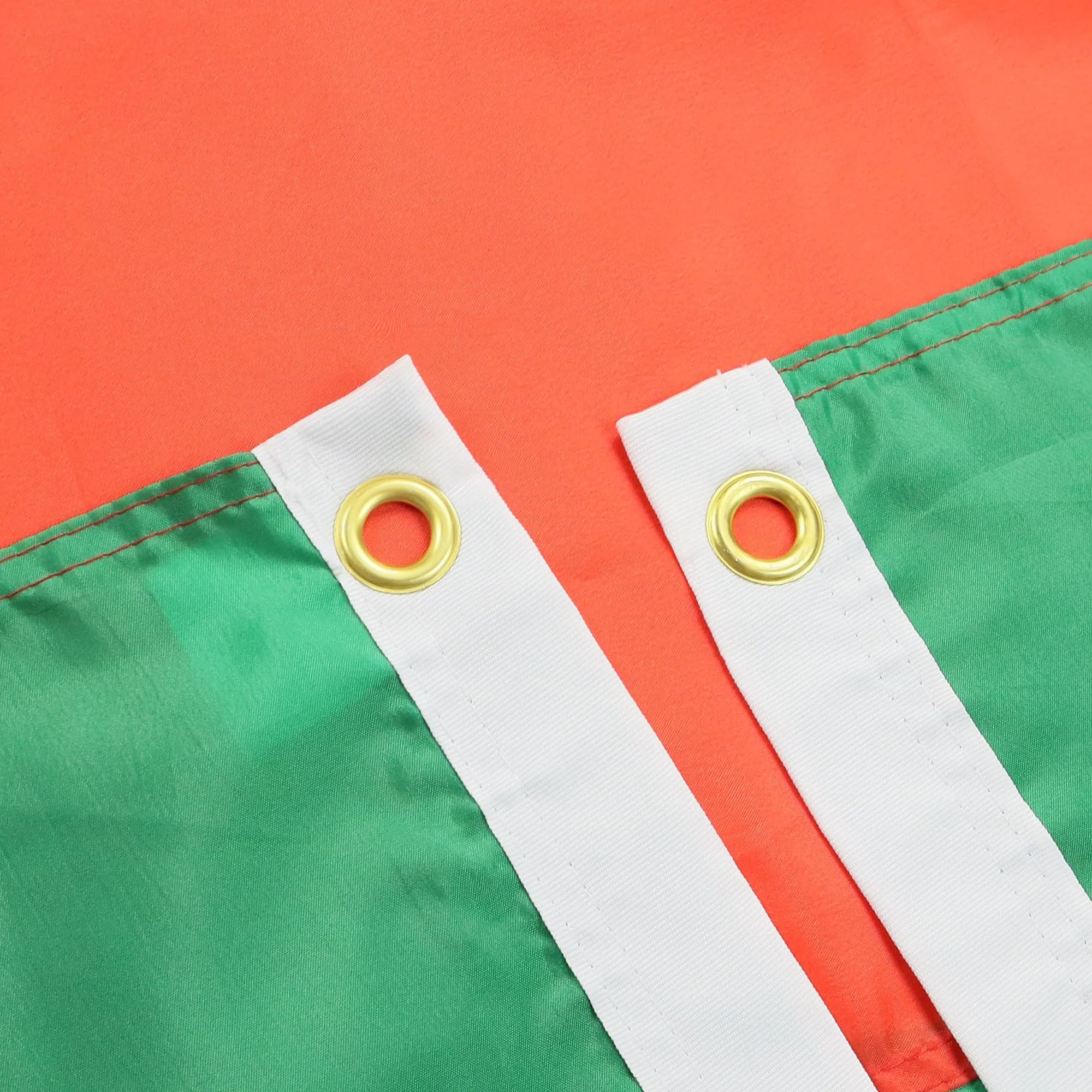 AZ FLAG Bandiera Italia 150x90 cm in Poliestere con 2 Occhielli - immagine 2