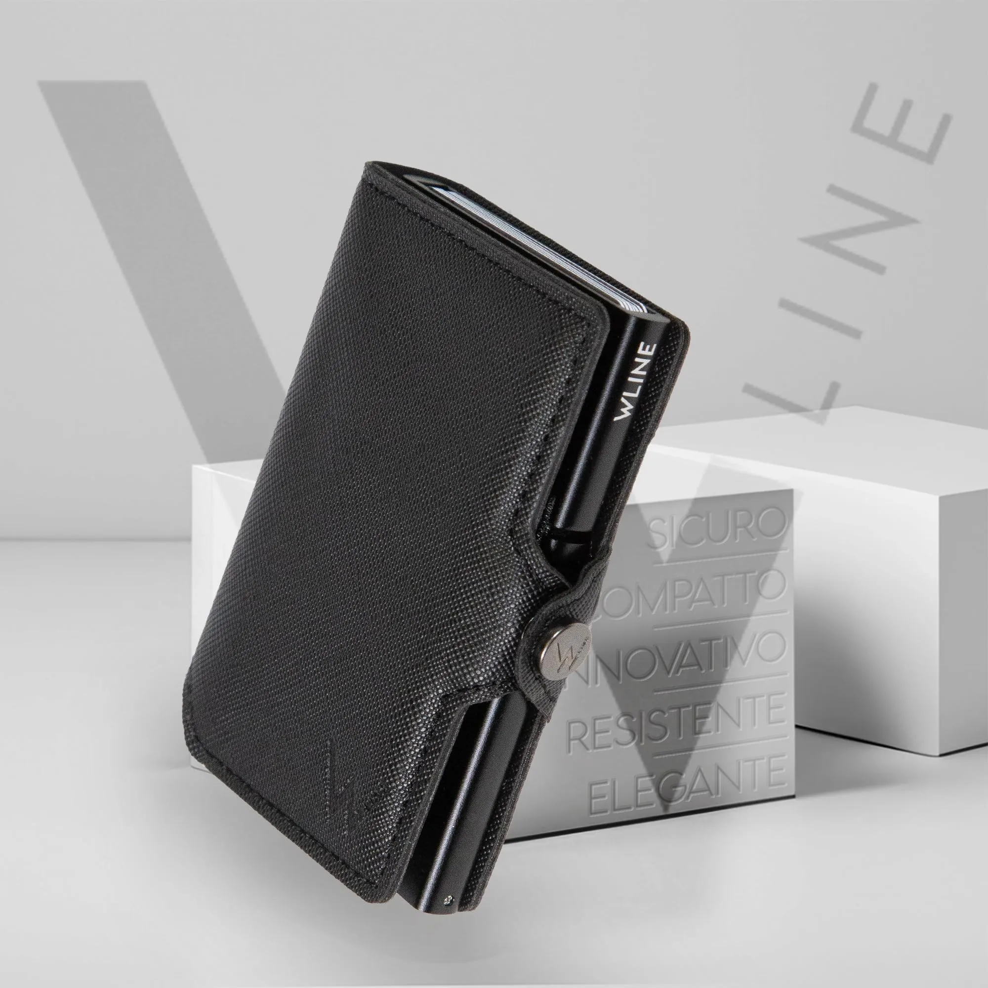WLine Portacarte Slim RFID in Pelle PU Saffiano - Nero Saffiano senza Zip - immagine 6