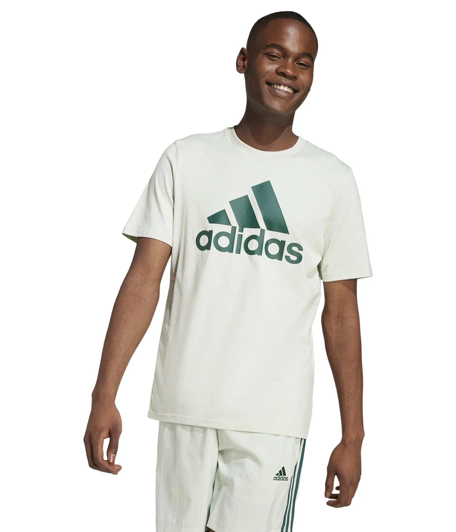 adidas Maglietta a Maniche Corte da Uomo, Verde Lino/Verde Universitario, M - immagine 1