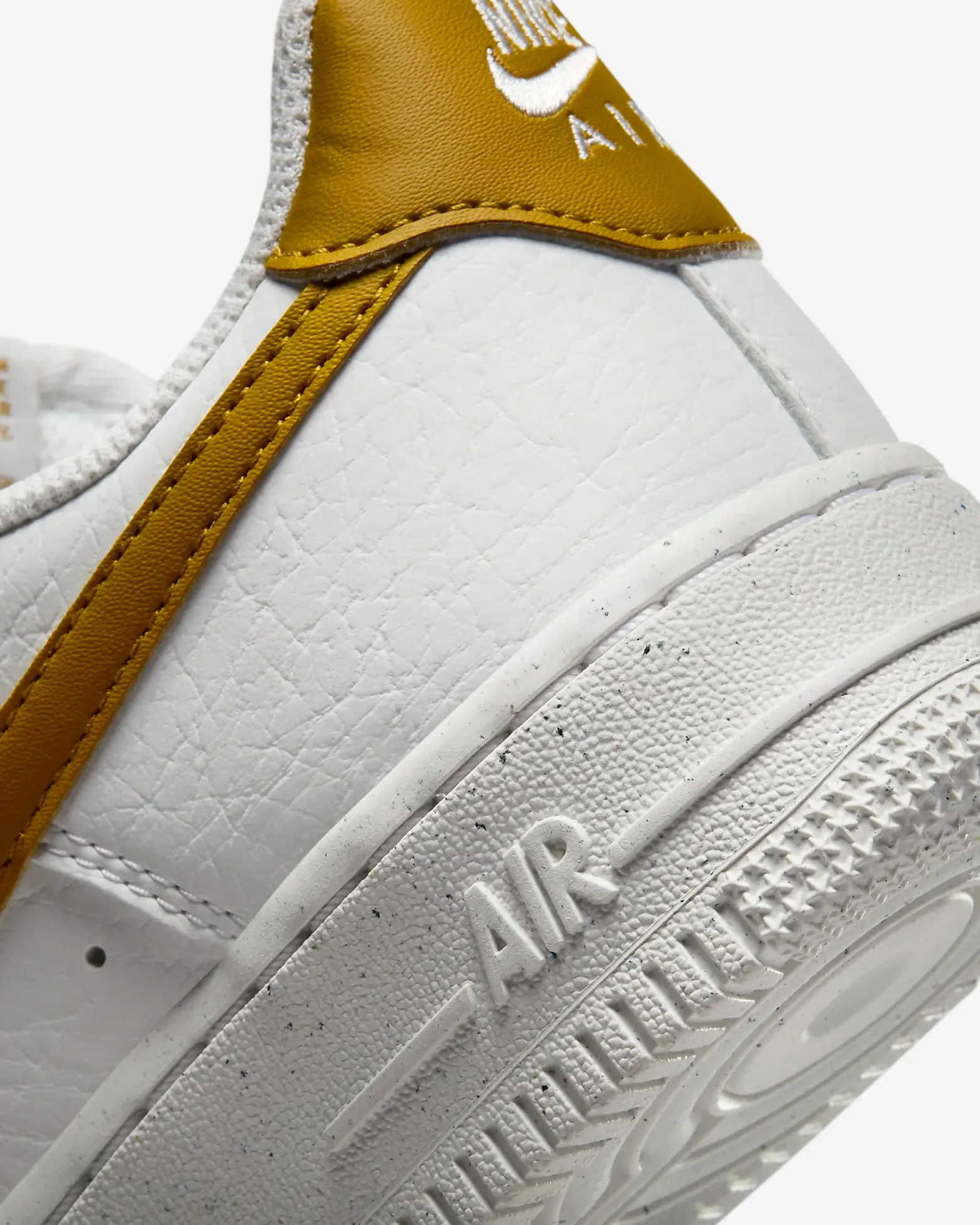 Nike Air Force 1 Women's Summit Bronzine White DV3808101 - immagine 8