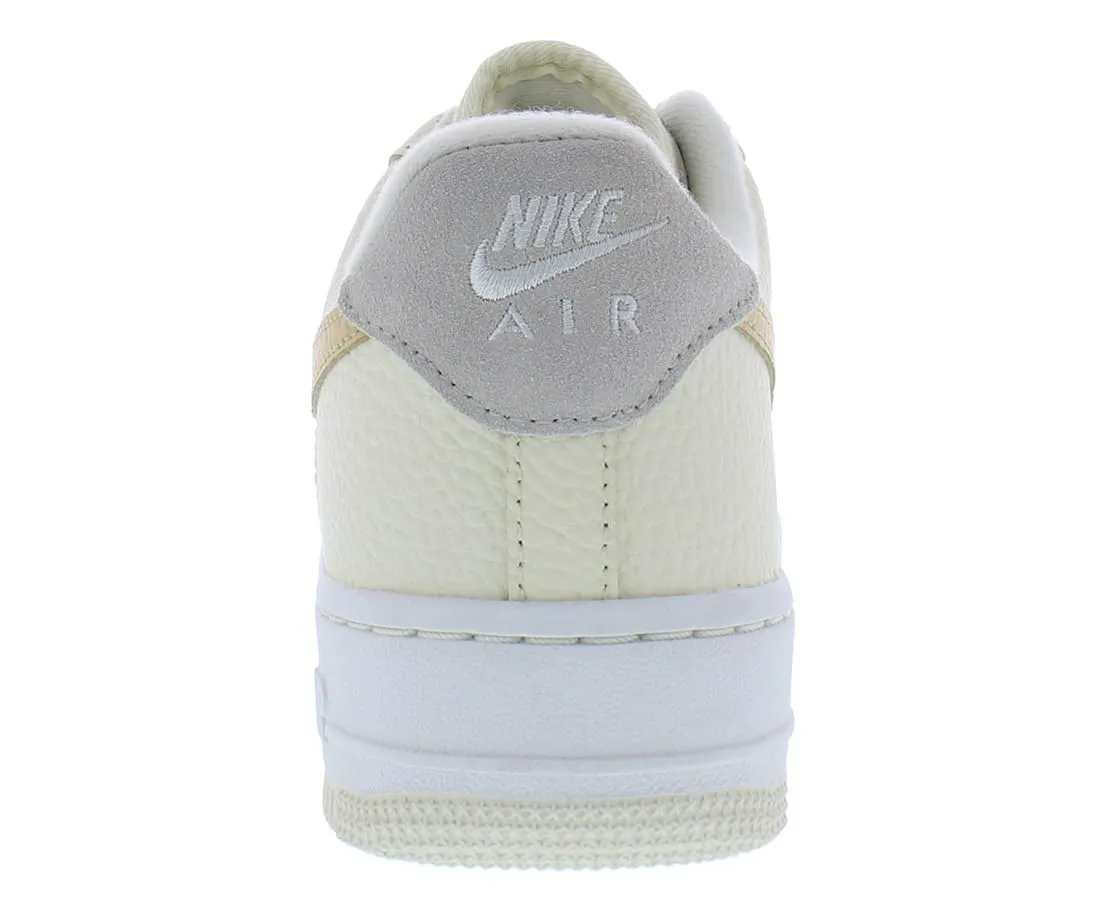 Nike Sneakers Coconut Milk/Sesamo/Light Bone DX8953100 - immagine 4