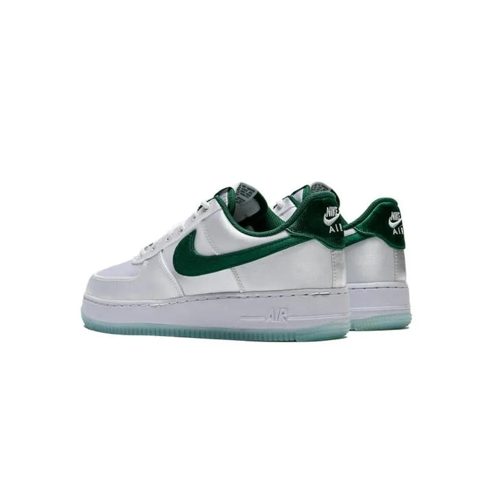 Nike Scarpe da Ginnastica da Donna DX6541-101 Bianco/Verde Sportivo 38.5 EU - immagine 3
