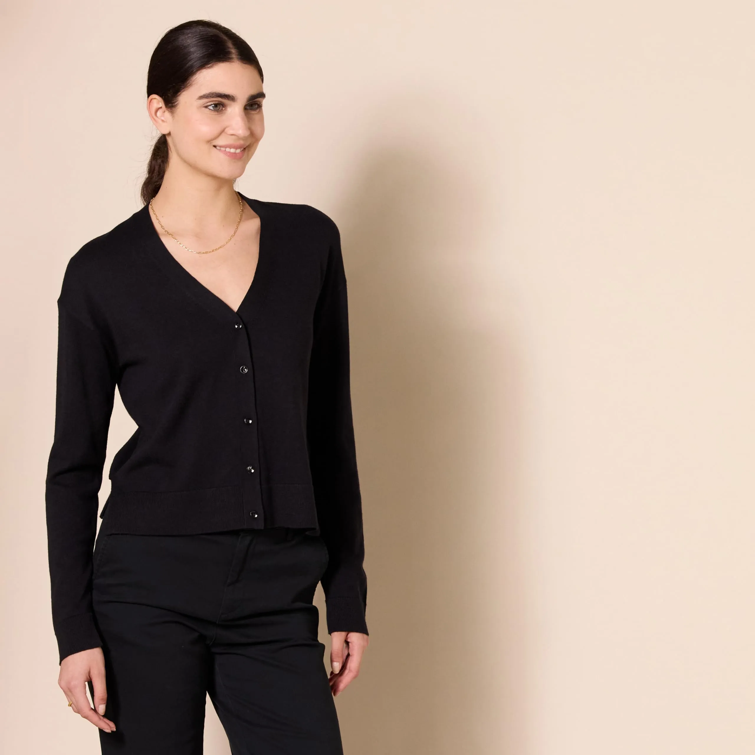 Amazon Essentials Felpa Cardigan Leggera Donna, Nero, XXL - immagine 2