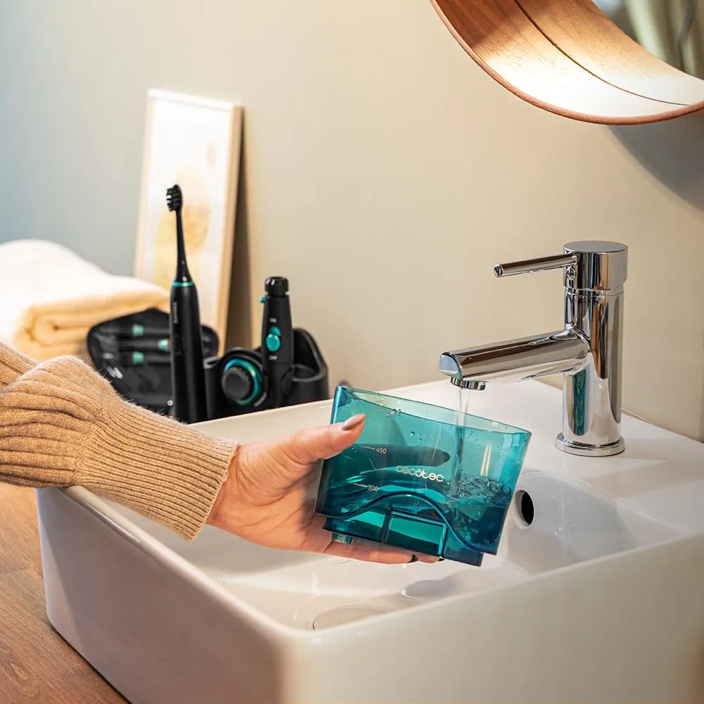 Cecotec ToothCare Jet Clean Centro di Cura Orale, Irrigatore 600 ml con 10 livelli di pressione, 7 testine e Spazzolino Elettrico con 5 modalità - immagine 4