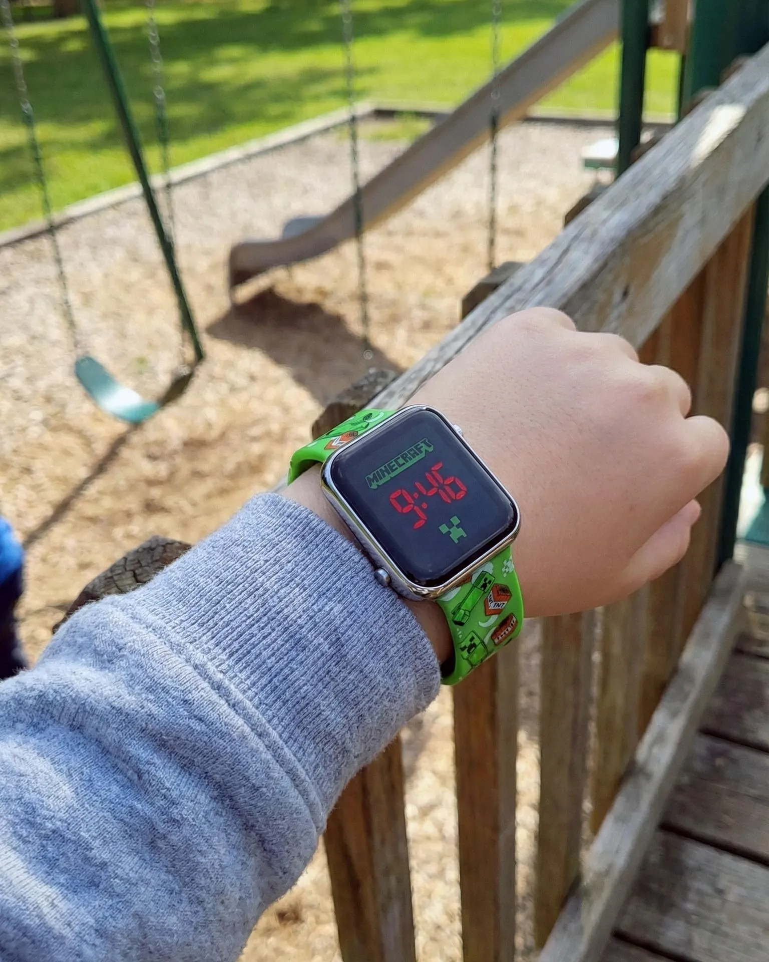 Clondo Minecraft Orologio da Polso Digitale LED per Bambini - immagine 3