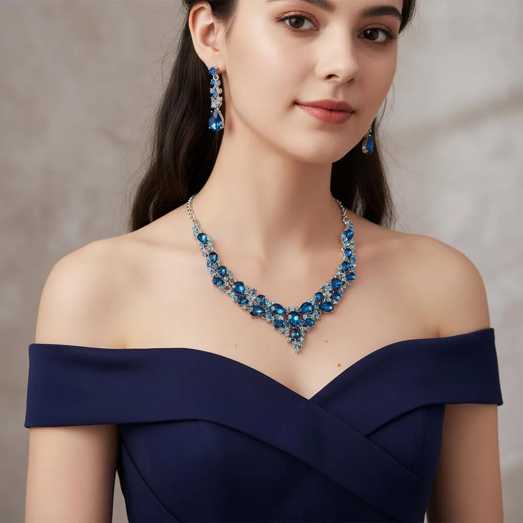 EVER FAITH Set di Gioielli da Matrimonio con Cristalli a Goccia, Collana e Orecchini, Tono Argento - immagine 2
