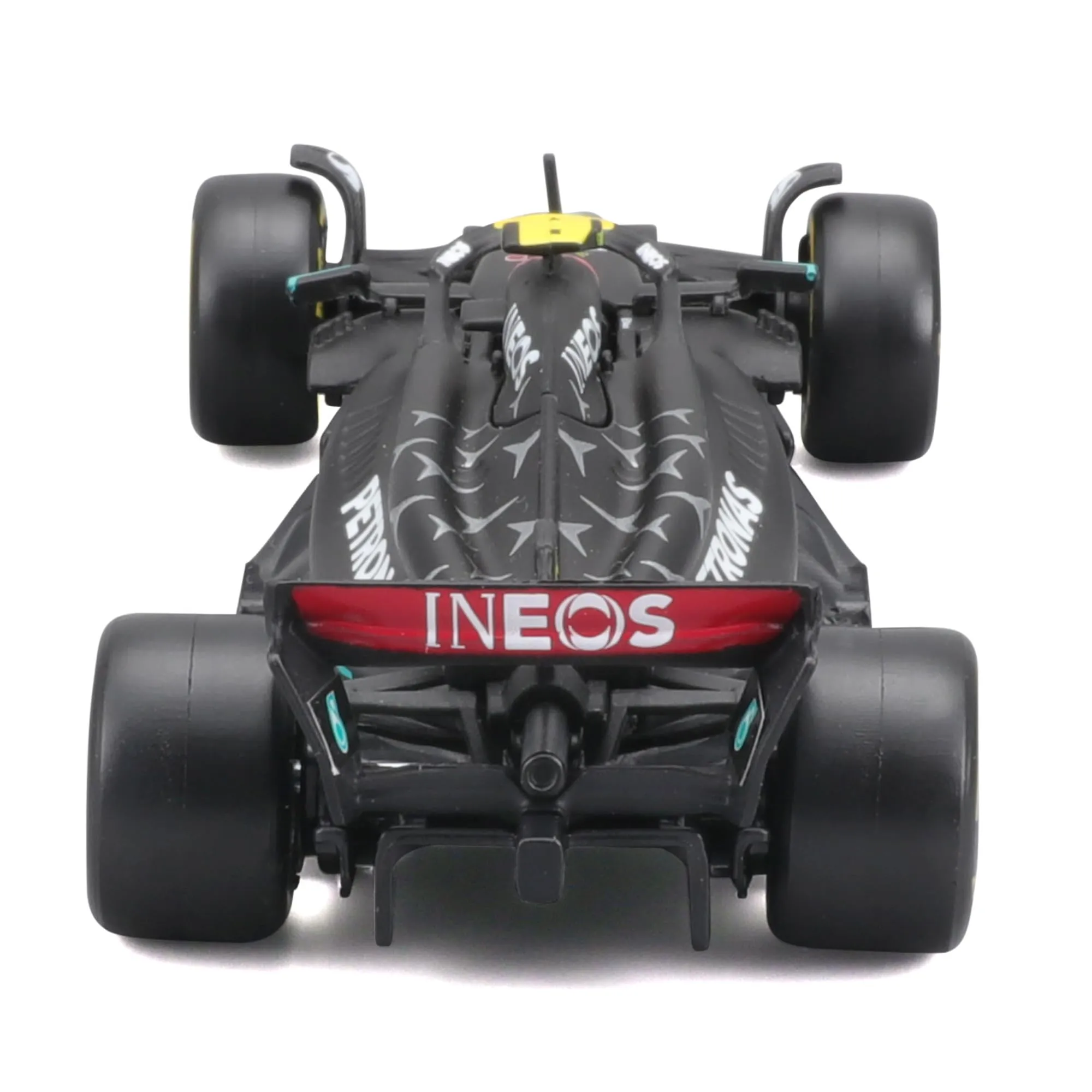 Bburago Mercedes AMG Petronas W14 Lewis Hamilton #44 2023, 1:43 Scale Model - immagine 3