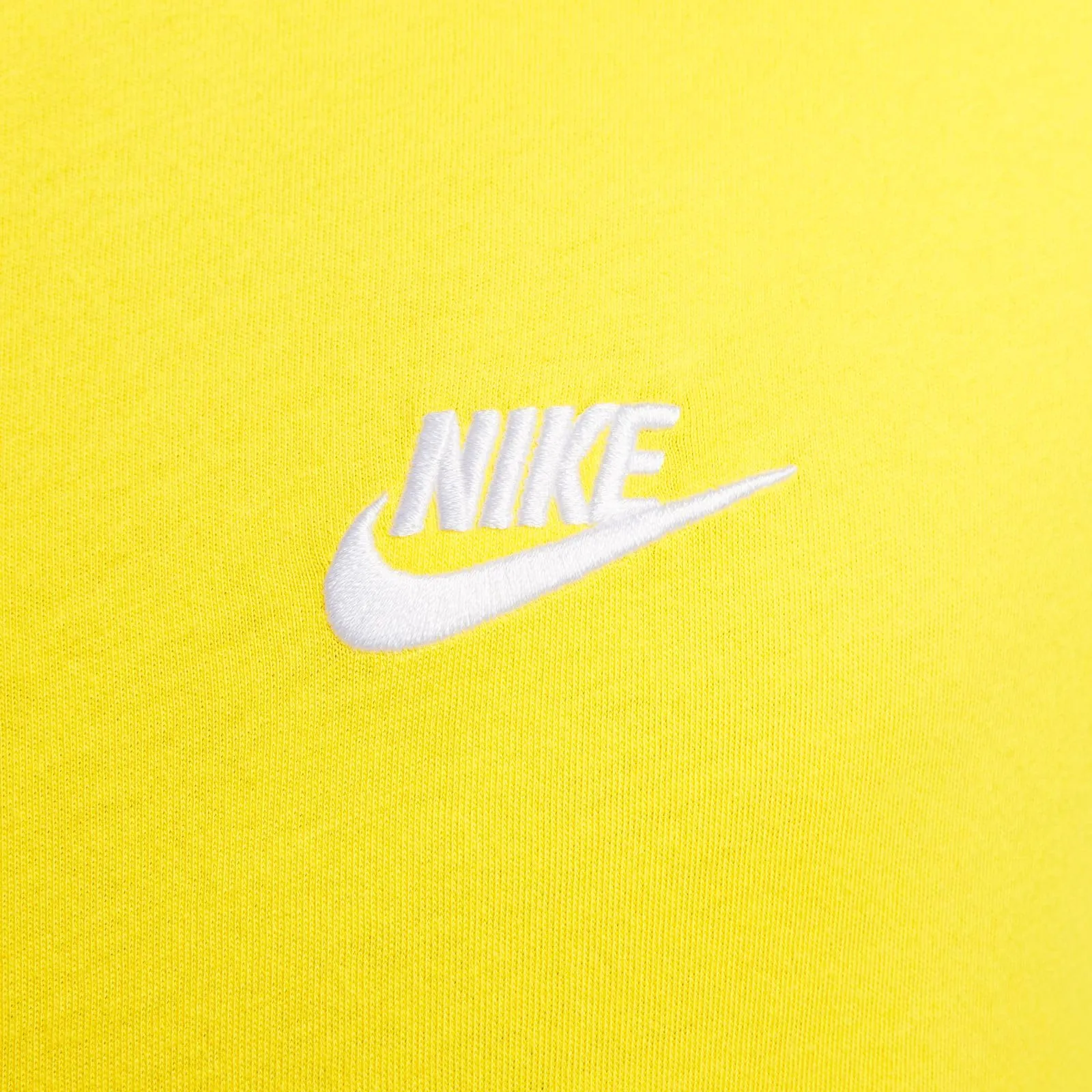 Nike NSW Club Tee - Illuminante, XS Uomo - immagine 5