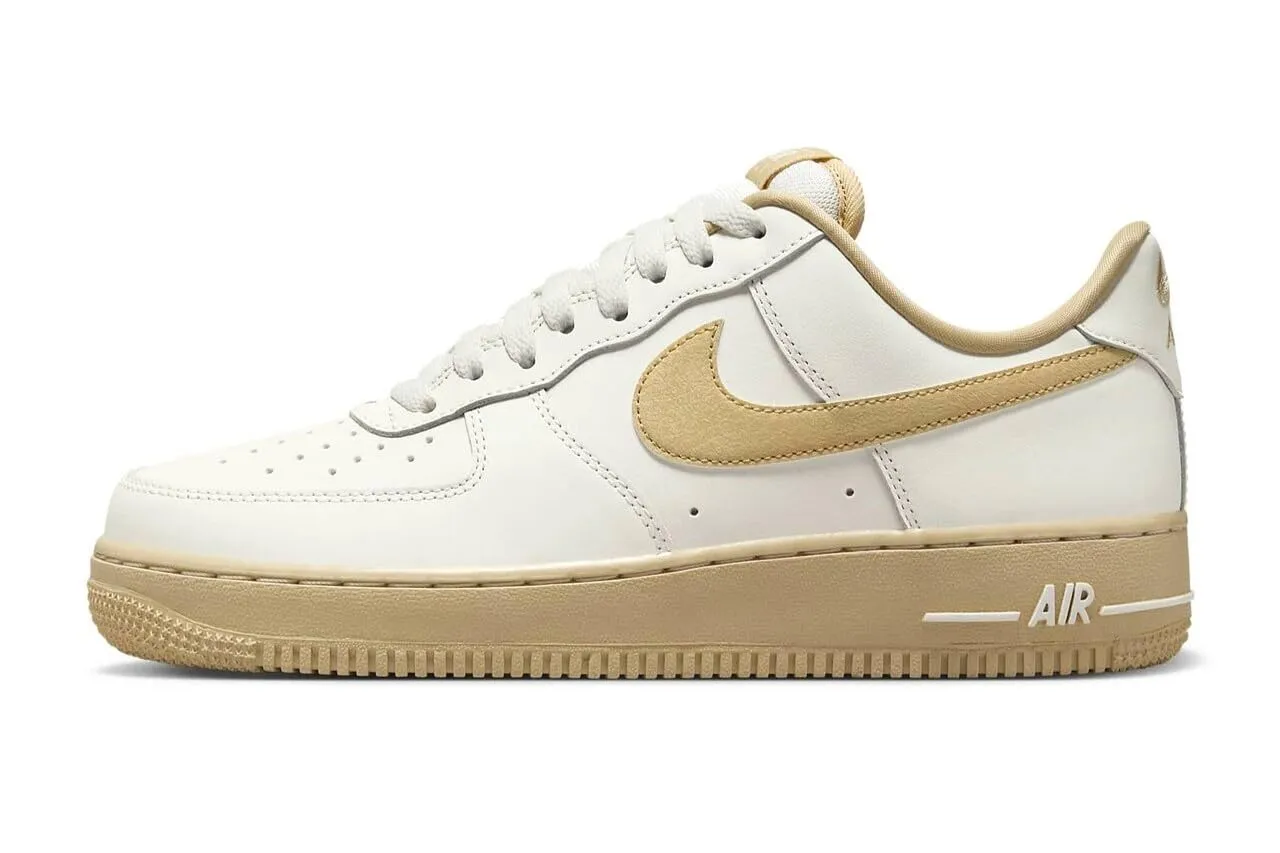 Nike Air Force 1 '07 Women's Shoes - FZ3597-133 - immagine 1