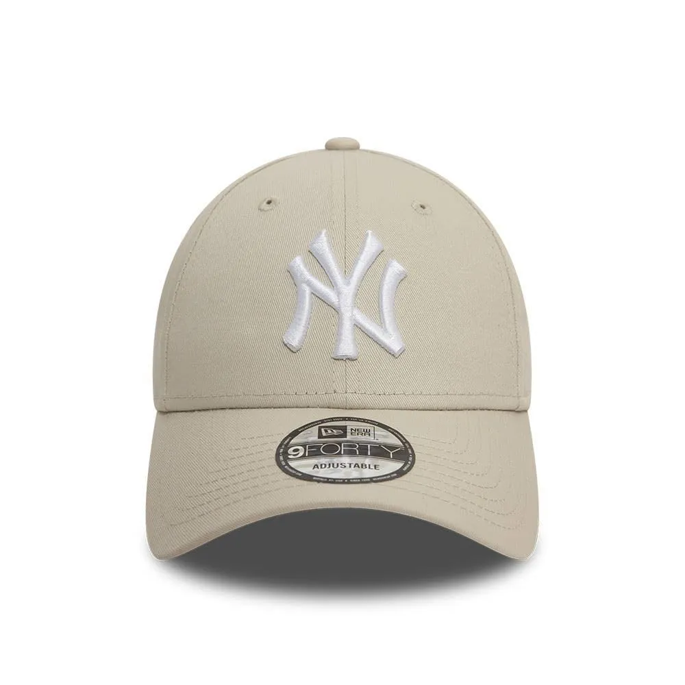 New Era New York Yankees MLB League Essential 9Forty Adjustable Hat - Beige Bianco - immagine 2