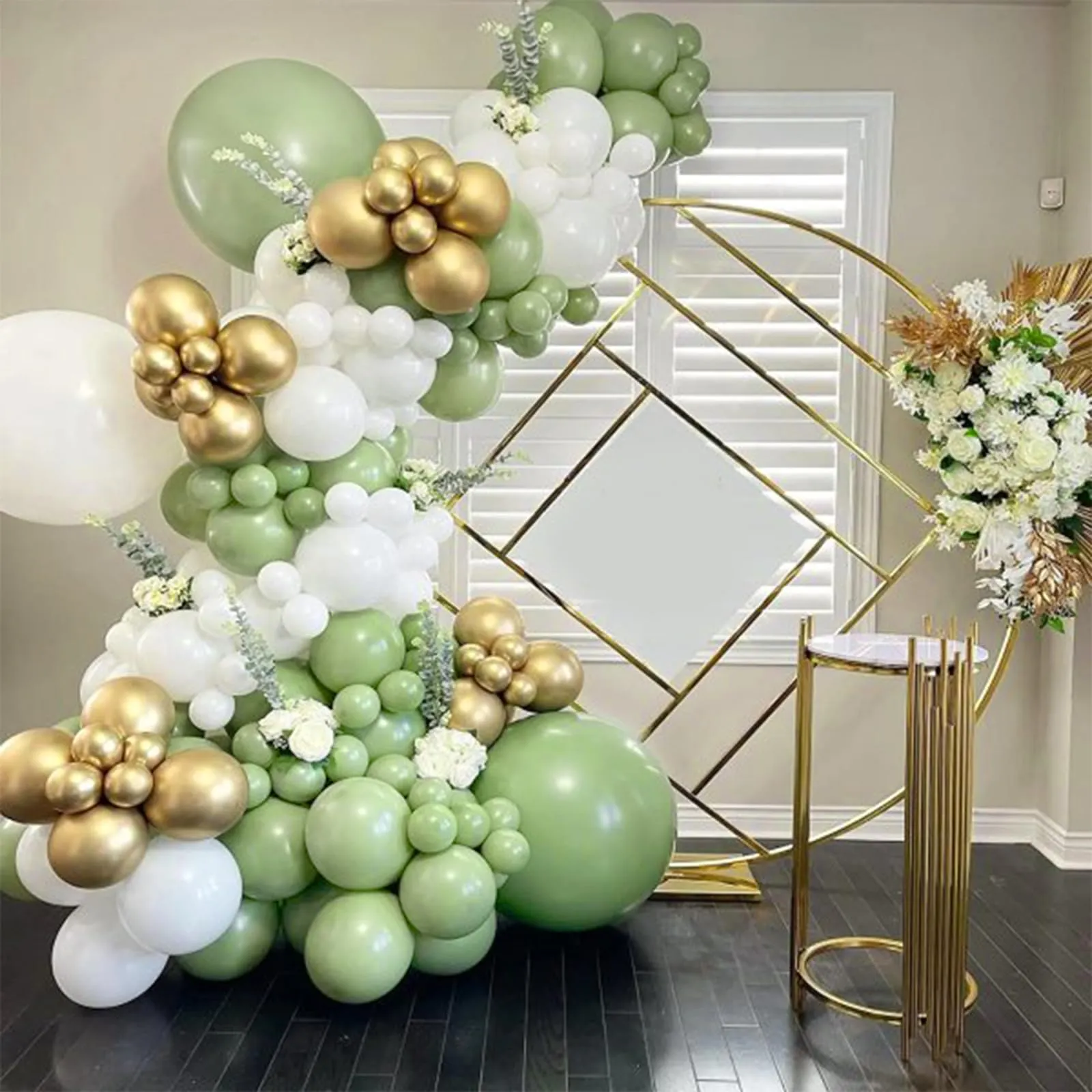 fairymaiden Kit Arco Palloncini 102 Pezzi Verde Salvia, Bianco e Oro - immagine 4