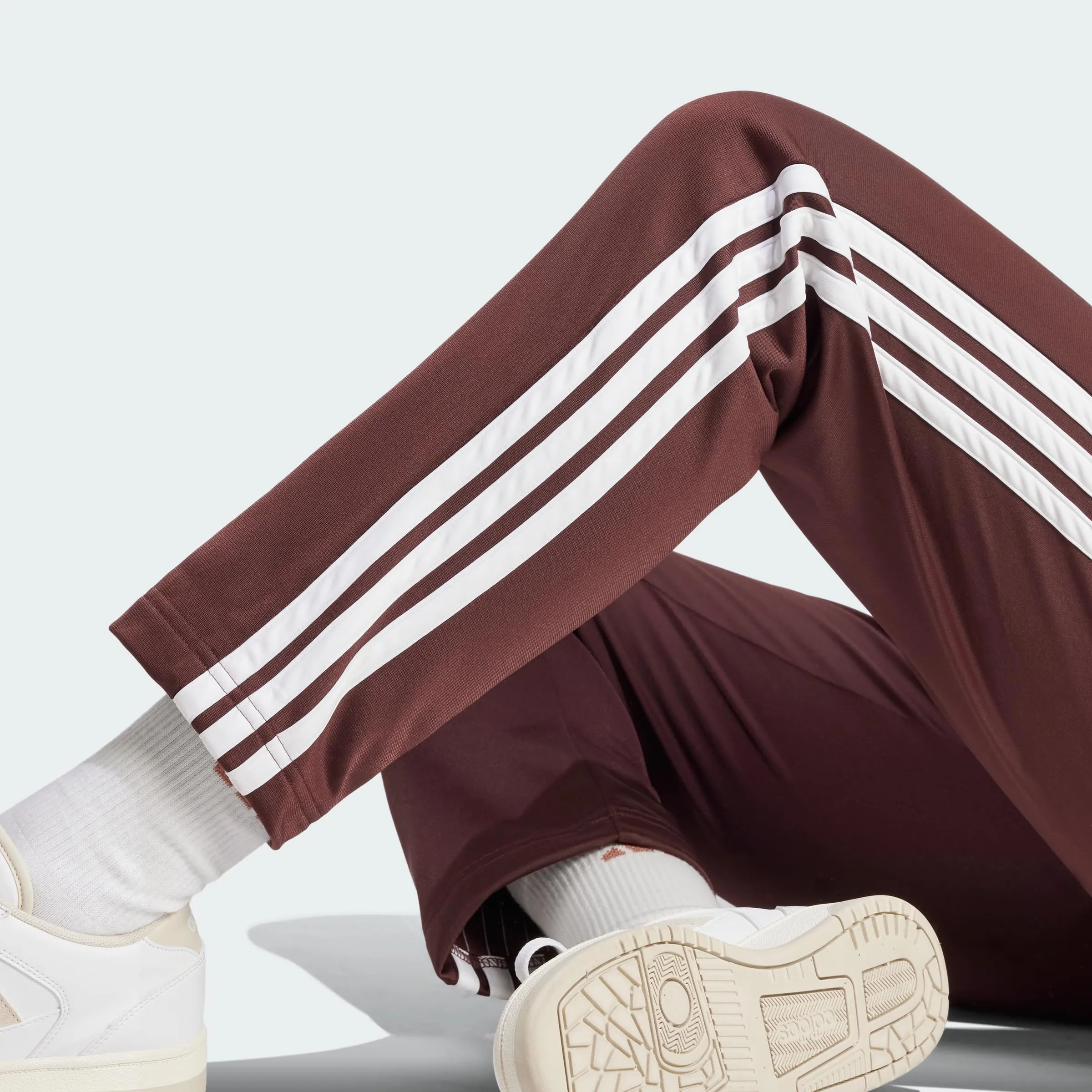 adidas Essentials 3-Stripes Tracksuit, Aurora Ruby, XS - immagine 3