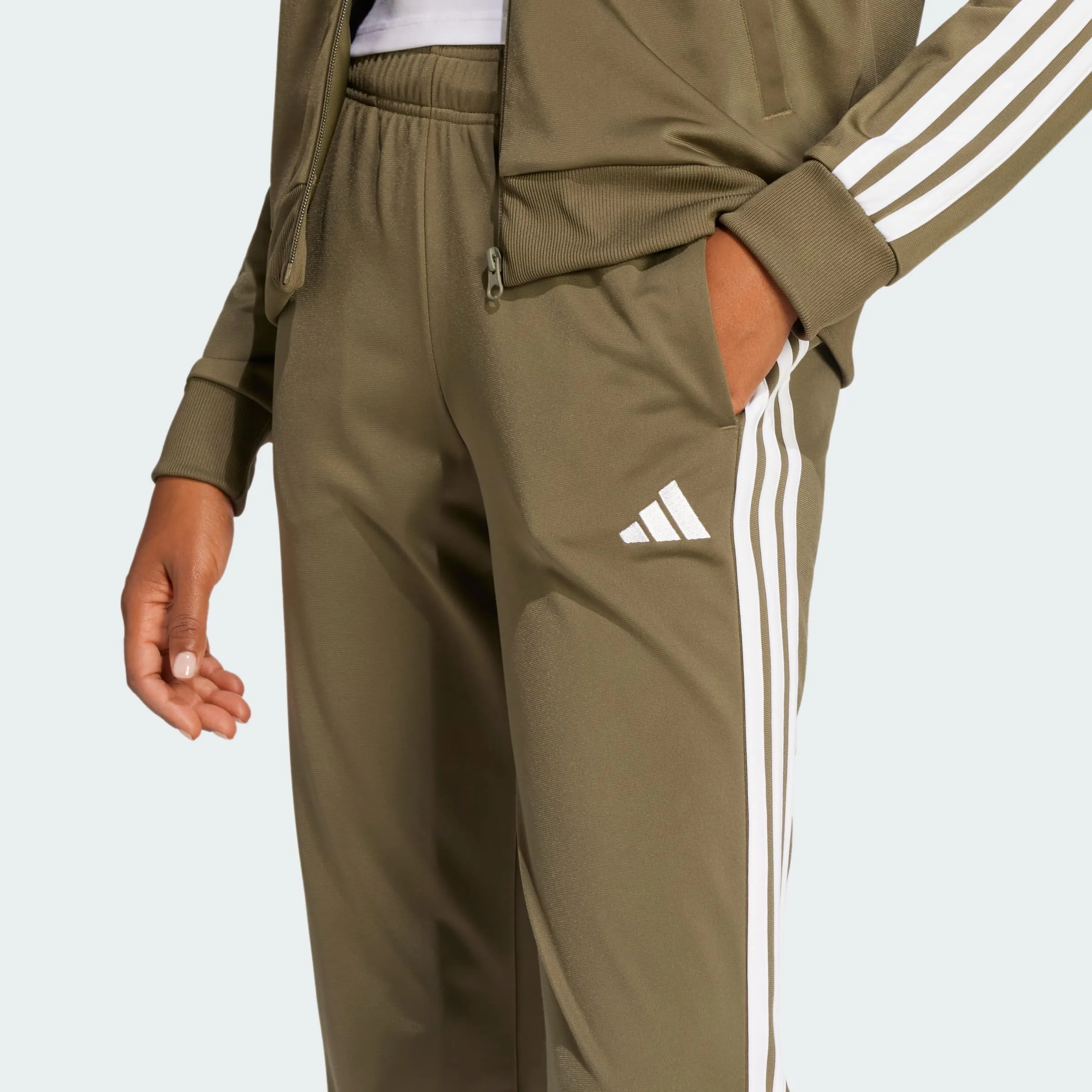 adidas Donna Essentials 3-Stripes Track Suit, Olive Strata, XS - immagine 3