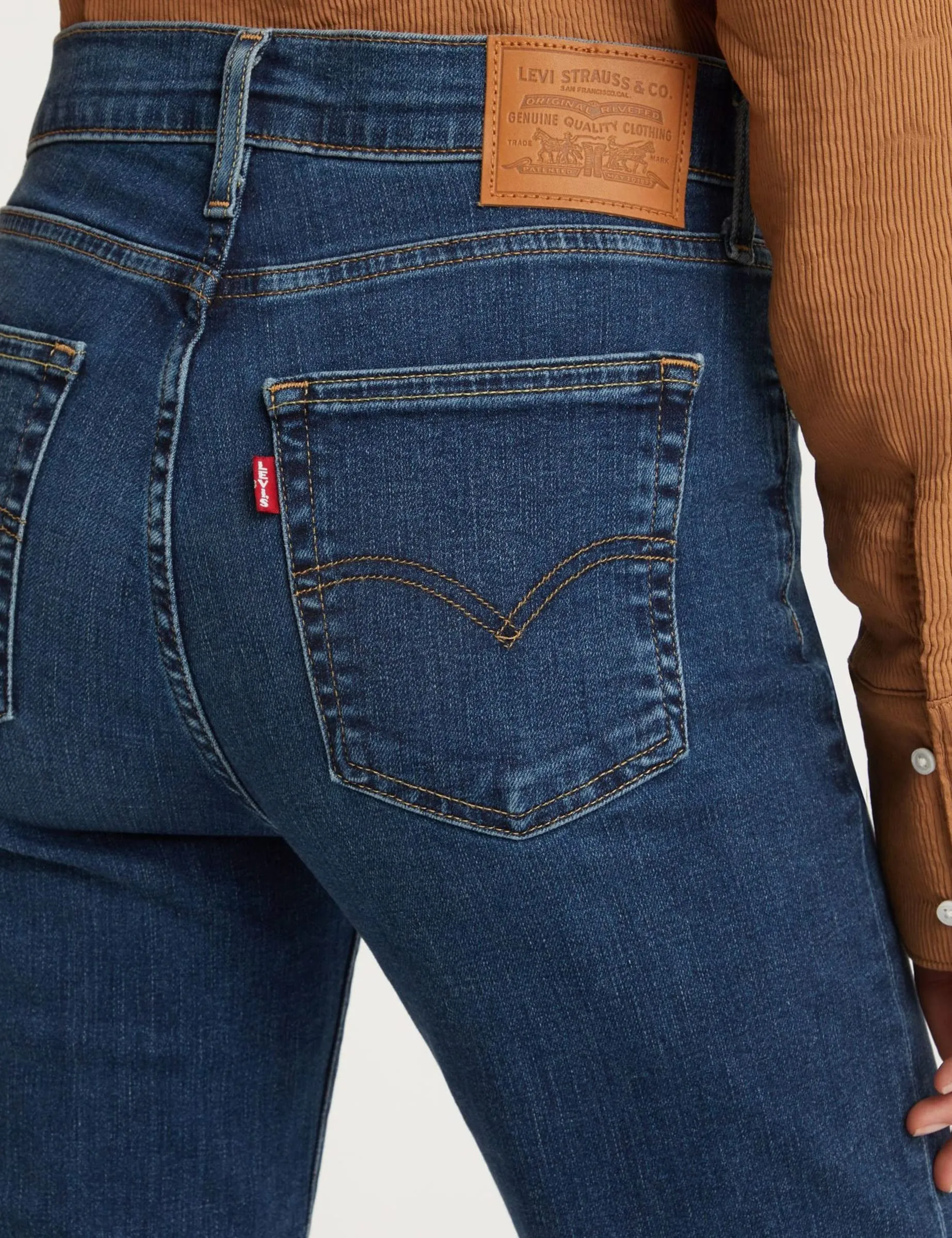 Levi's 724 High Rise Straight Jeans Donna, Blue Wave Dark, 28W / 28L - immagine 4