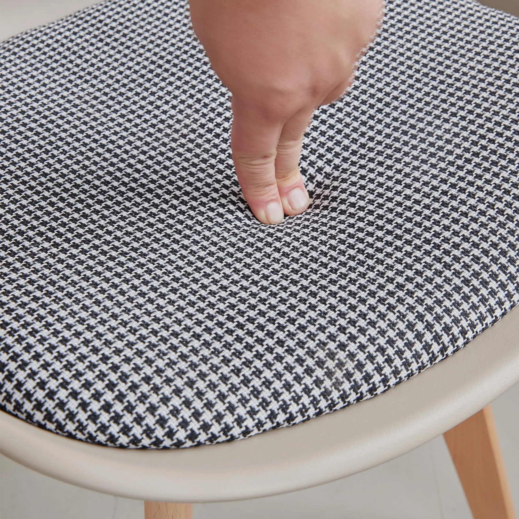 DEYARNA HOME Set di 6 Sedie da Pranzo Moderne in Tessuto Imbottito con Gambe in Legno di Faggio, Marrone - immagine 8