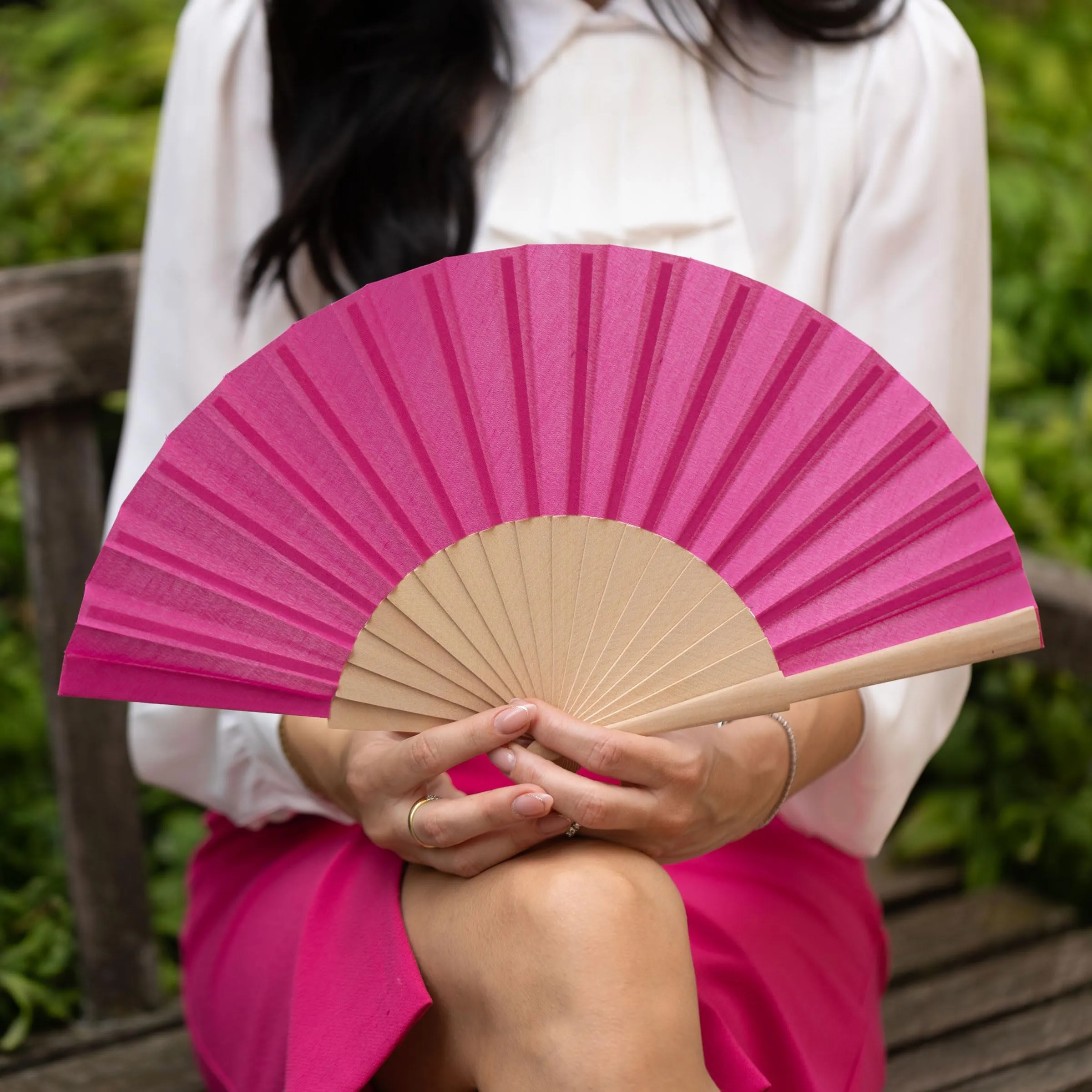 MAPIMANIA Ventaglio Fucsia Pieghevole in Tessuto e Legno, 42 cm - immagine 6