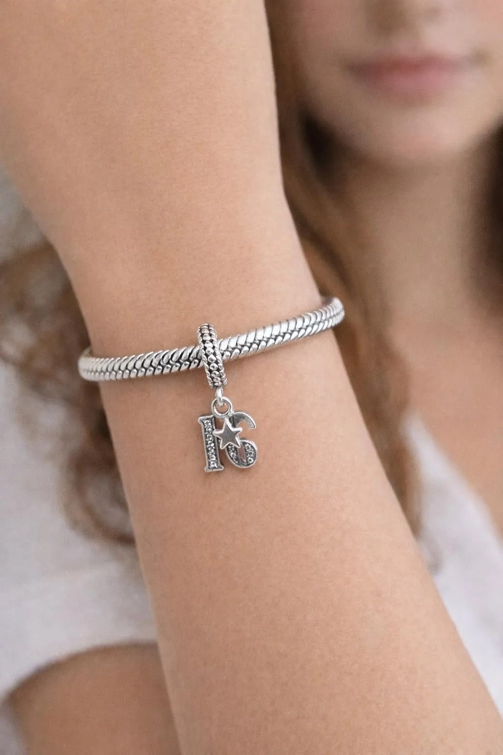 MariaFonte Charm Numero 16 in Argento 925 e Zirconi Cubici MF16AN - immagine 8