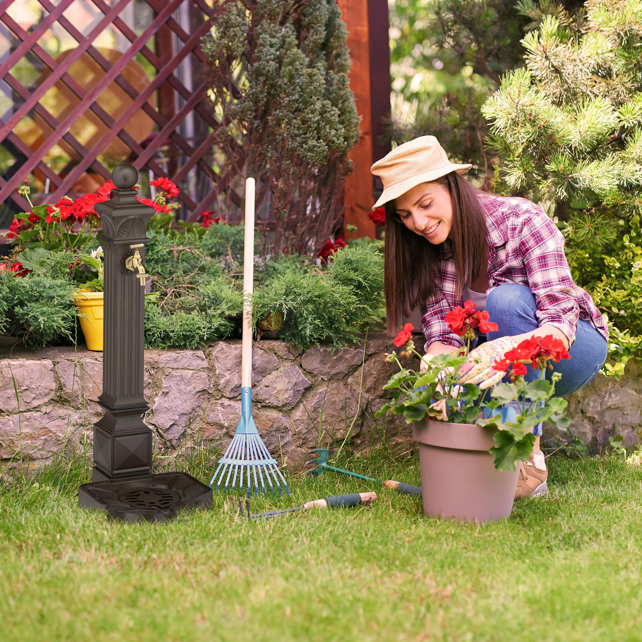 Relaxdays Fontana da Giardino in Stile Antico a Colonna con Rubinetto e Vaschetta, 82x29x33 cm, Marrone - immagine 3