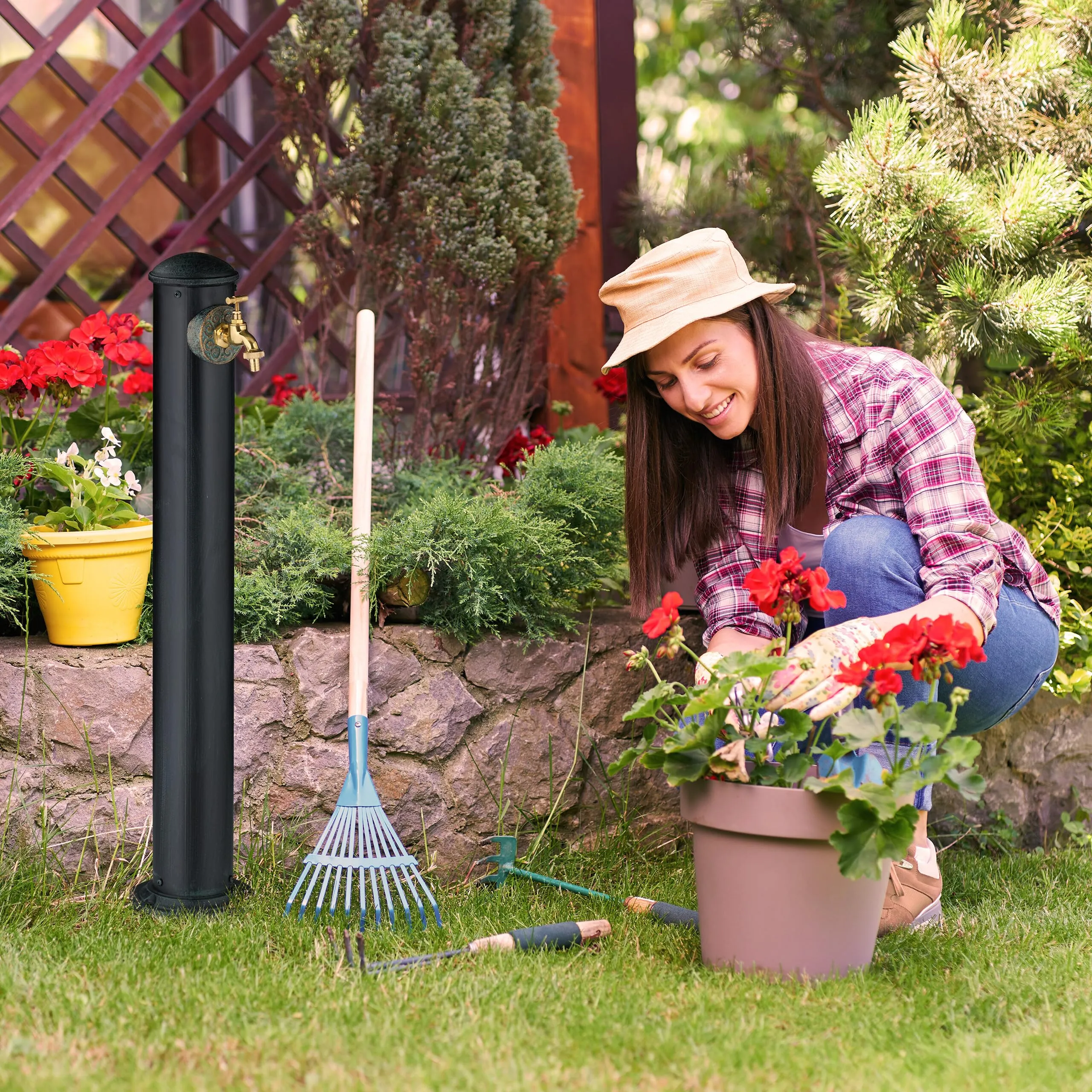 Relaxdays Fontana da Giardino in Stile Antico, Fontanella a Colonna con Rubinetto, 91x18x17,5 cm, Verde Scuro - immagine 3