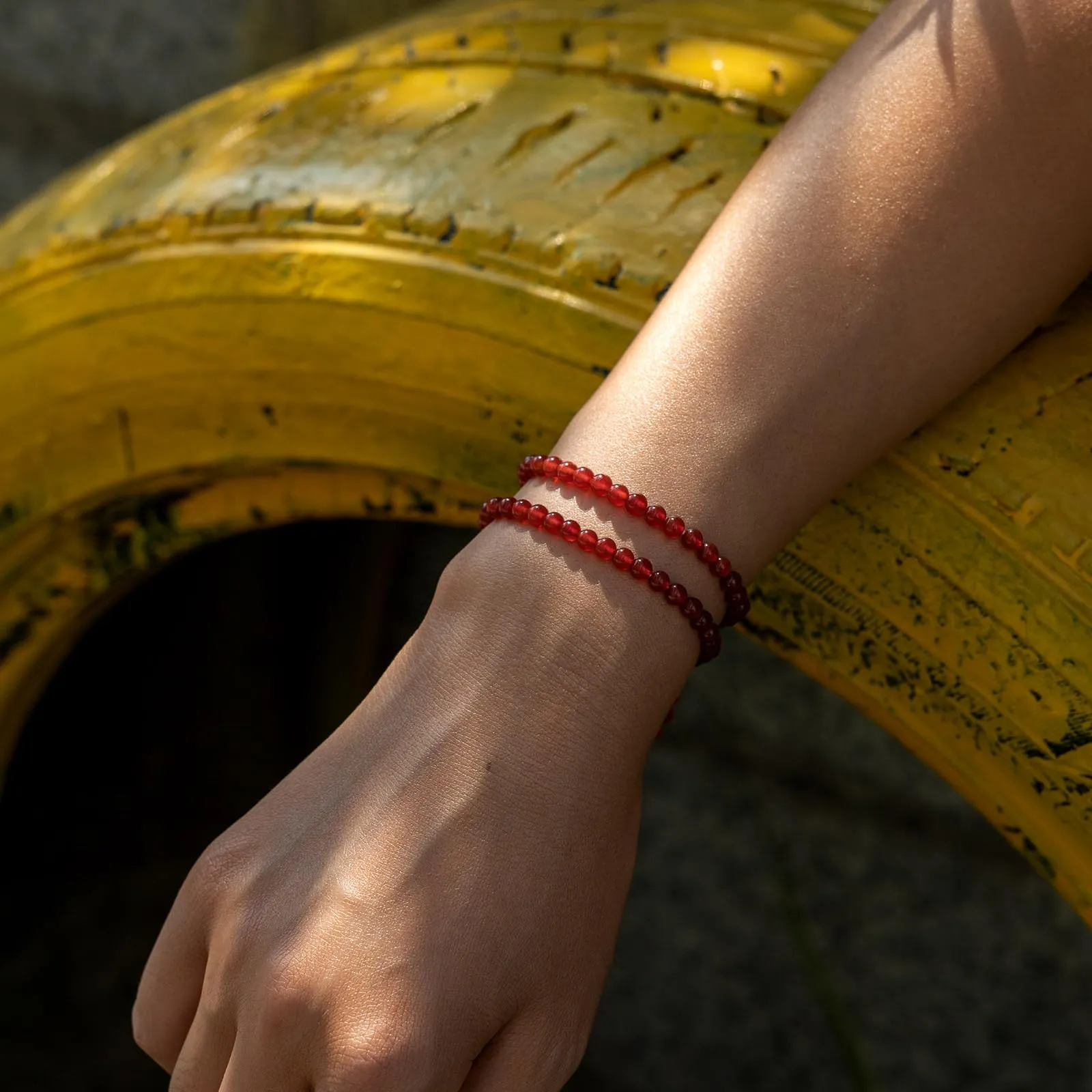 Landorilo Bracciale in Pietra Naturale Calcedonio Rosso, 4 mm, Set da 2 - immagine 2