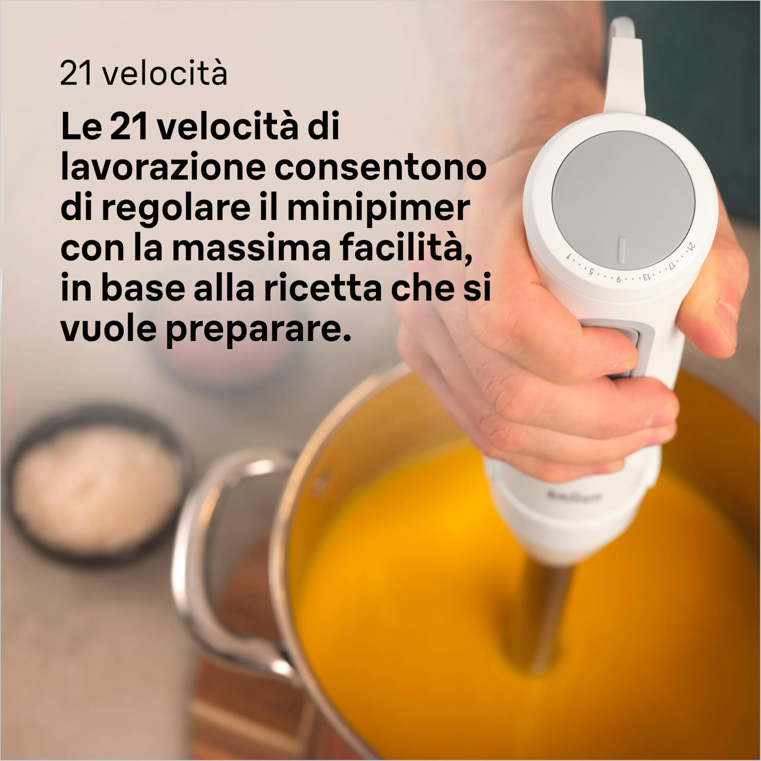 Braun MultiQuick 5 MQ50.201M Minipimer PowerBell Plus, 21 Velocità + Turbo, EasyClick Plus, Asta in Acciaio Inox, Tritatutto 350ml e Bicchiere 600ml, 1000W, Bianco - immagine 4