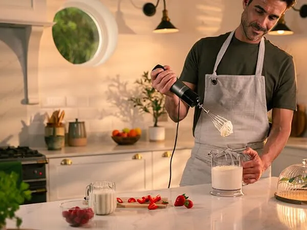 Kenwood Triblade XL Pro HBM80.322BK Minipimer 1200W Nero, con Asta Acciaio Inox, Tritatutto 500ml, Frusta, Emulsionatore, Bicchieri 700 e 250 ml - immagine 11