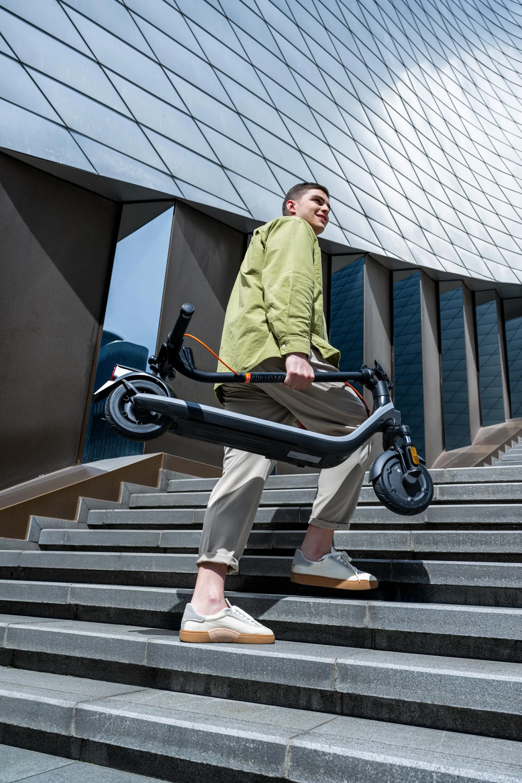 Segway-Ninebot E2 Plus E II Monopattino Elettrico per Adulti - immagine 10
