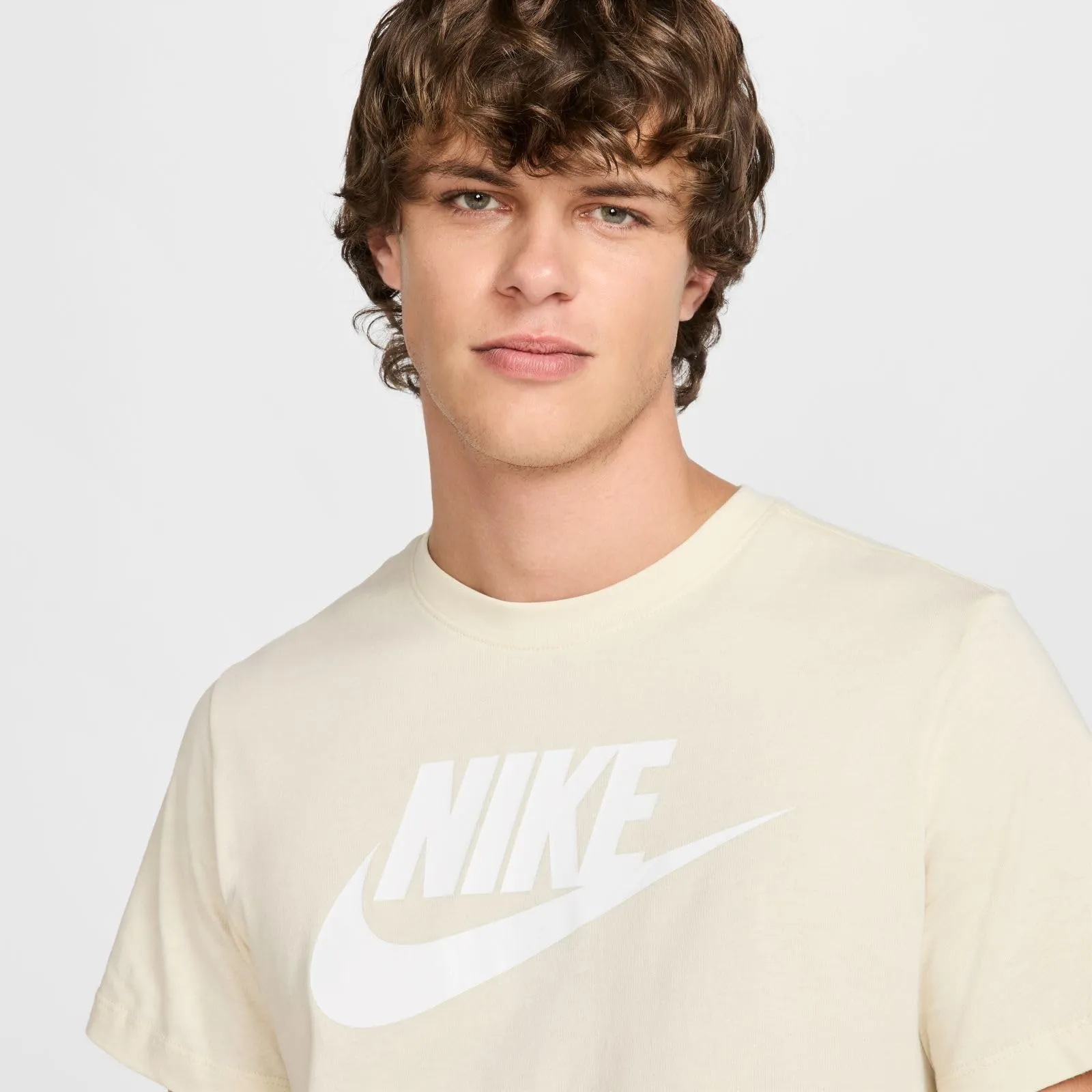 Nike Sportswear Maglietta da Uomo AR5004-234, Taglia XL - immagine 3