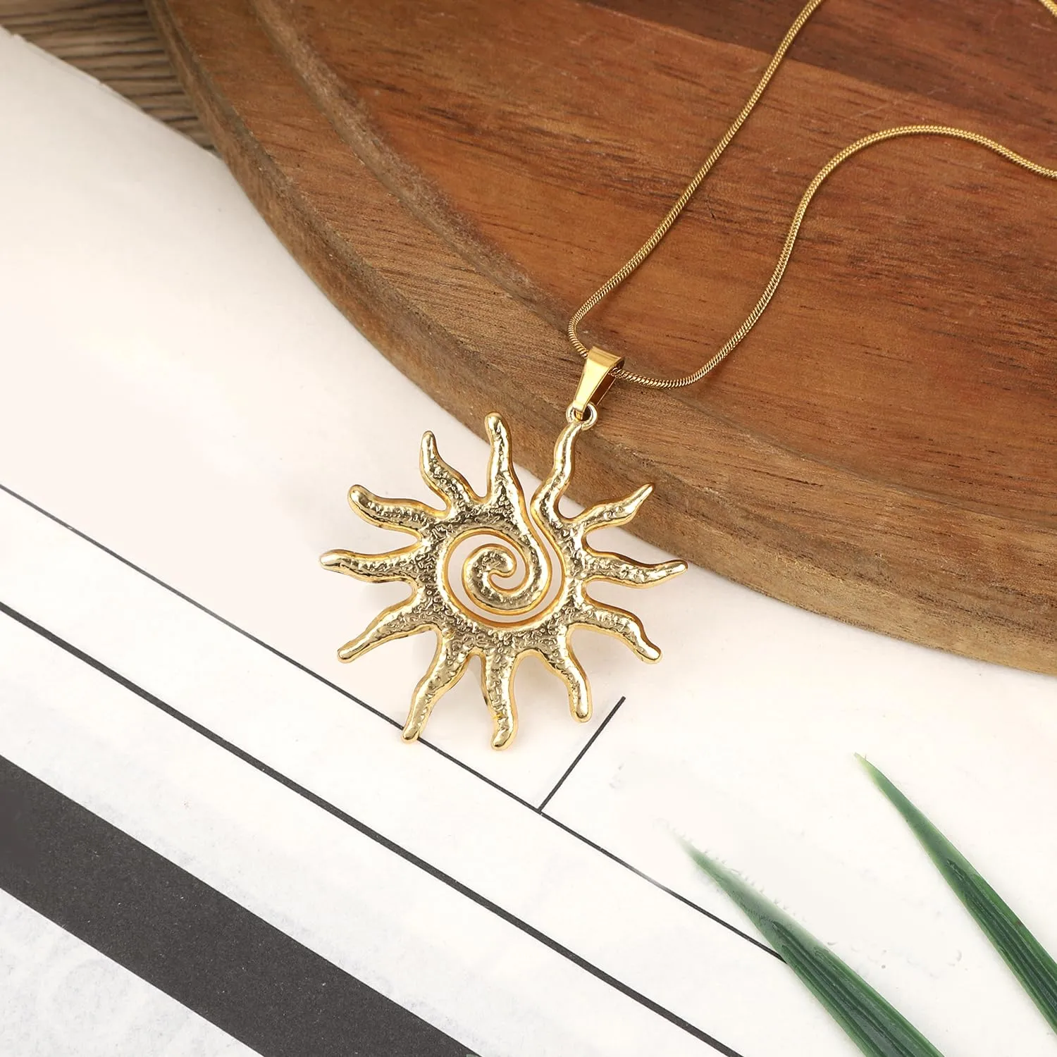 Mikovivi Collana con Ciondolo a Forma di Sole in Oro per Donna - immagine 3