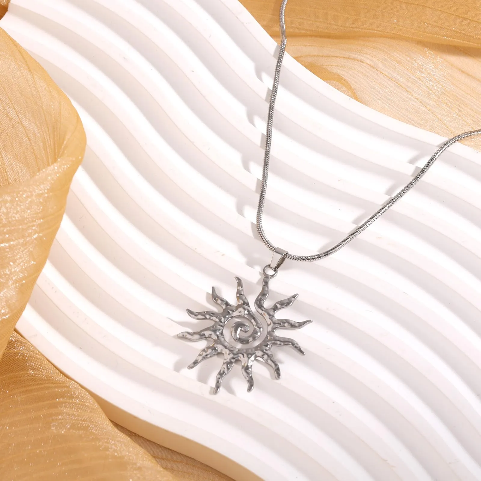 Mikovivi Set Gioielli Raggio Sole Tono Argento, Collana e Orecchini Pendenti in Acciaio Inossidabile - immagine 5