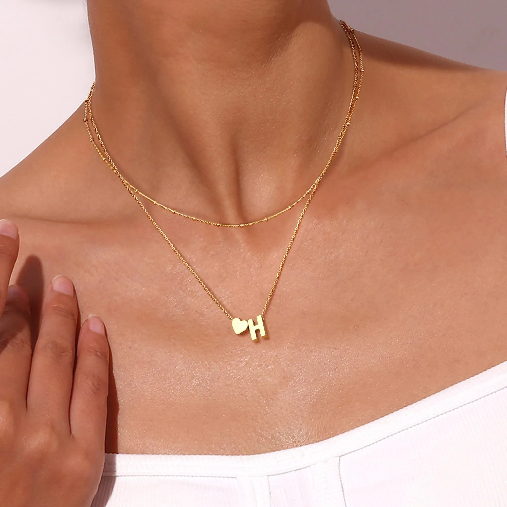 BodyBonita Collana con Cuore Iniziale a Strati Lettera H Placcata in Oro 16K - immagine 5