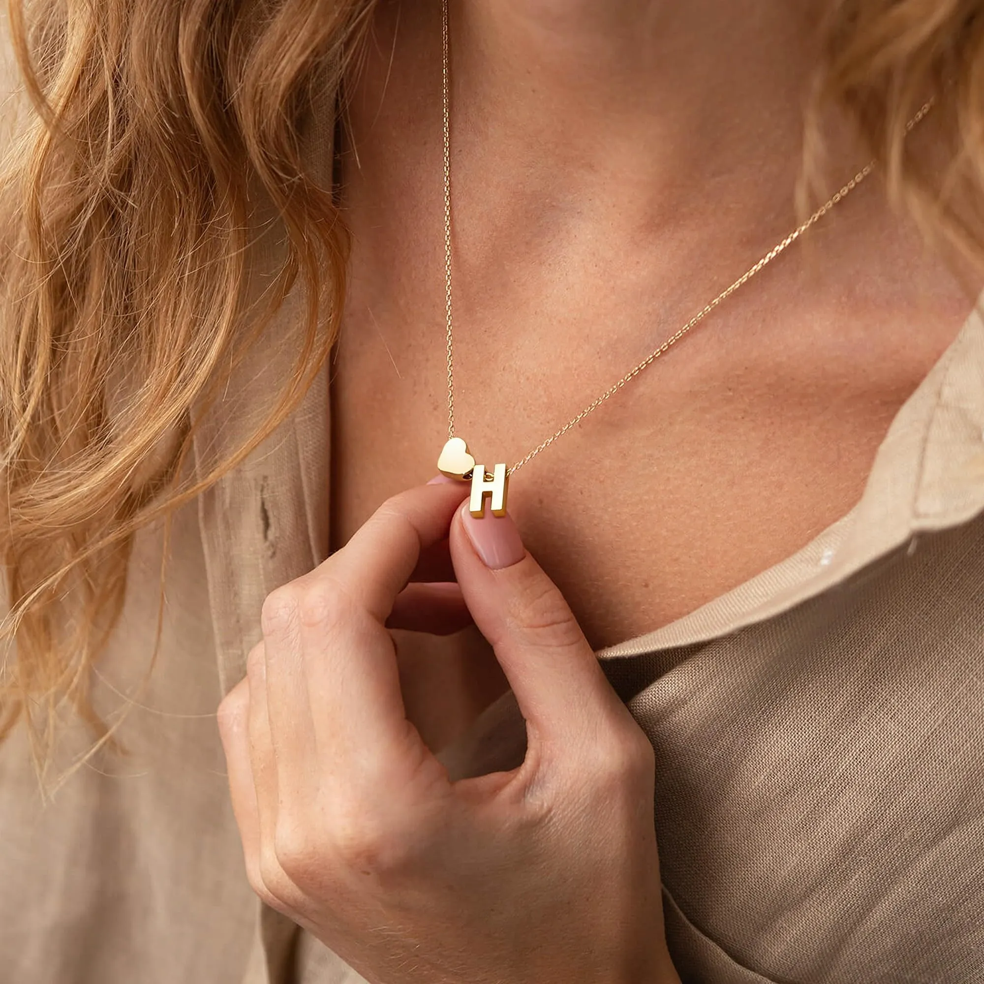 BodyBonita Collana con Cuore Iniziale a Strati, Placcata in Oro 16K, Personalizzata con Lettera S Minuscola per Donna - immagine 4