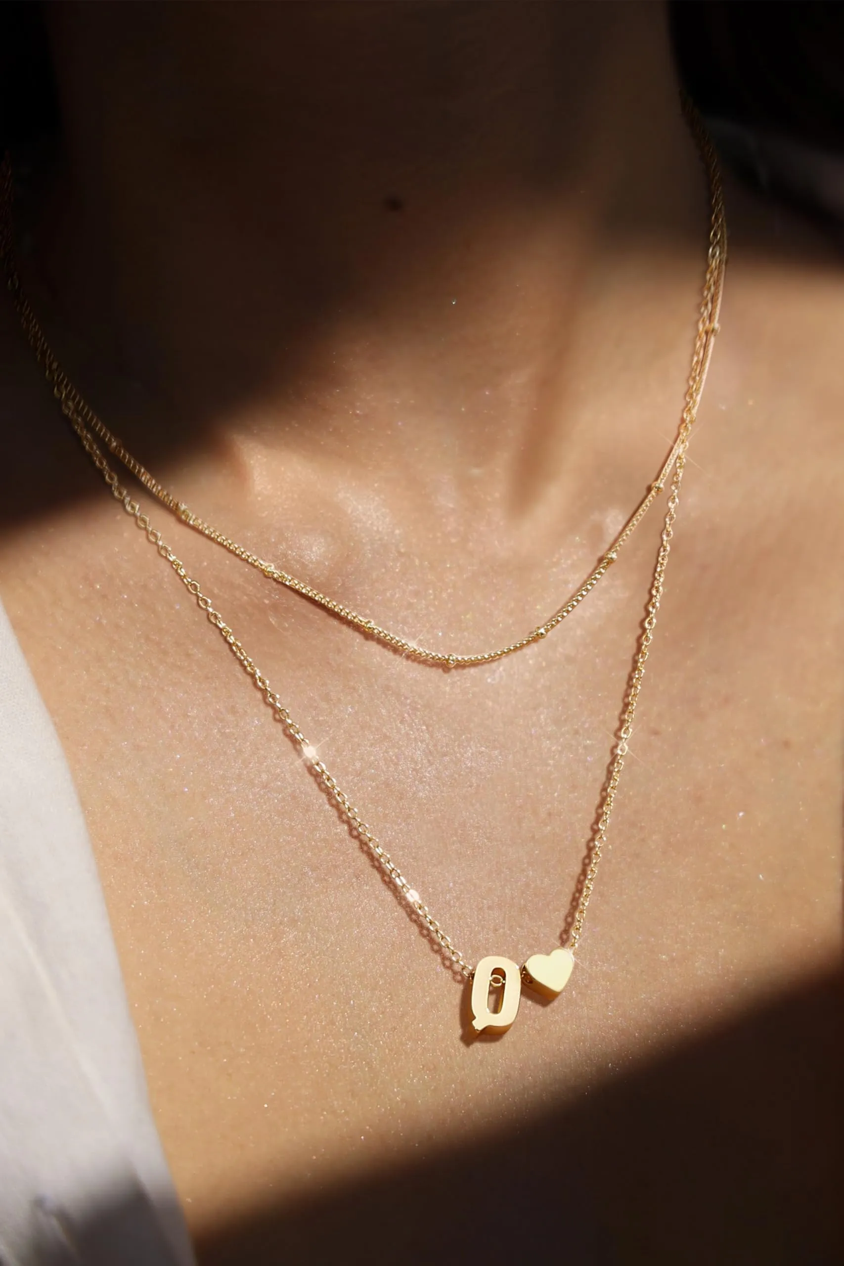 BodyBonita Collana a Strati con Cuore Iniziale Q Placcata in Oro 16K per Donna - immagine 4