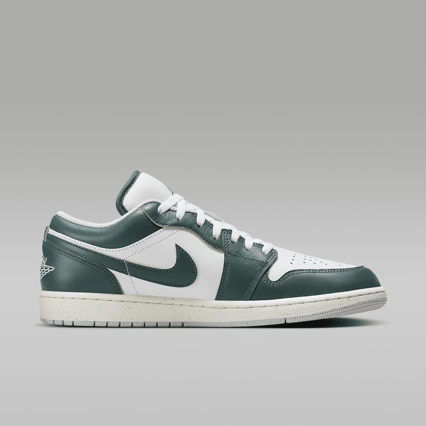 Nike Air Jordan 1 Low SE Men's Shoes FQ7687-300 Oxidized Green/White/Sail - immagine 3