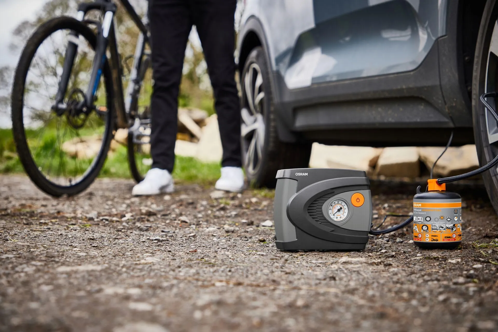 OSRAM TYREseal Kit Essential - Sigillante per Pneumatici 450 ml e Gonfiatore Analogico, TPMS Safe, Custodia Inclusa - immagine 11
