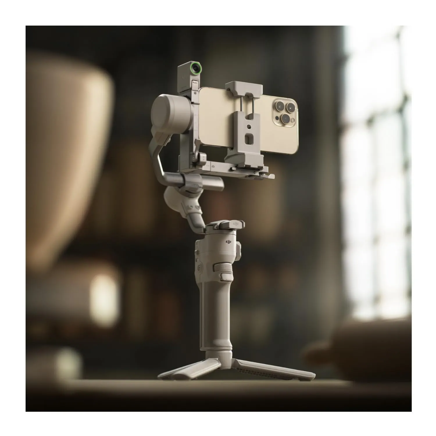 DJI RS 4 Mini Combo Stabilizzatore per Canon, Sony, Nikon, Fujifilm - immagine 2