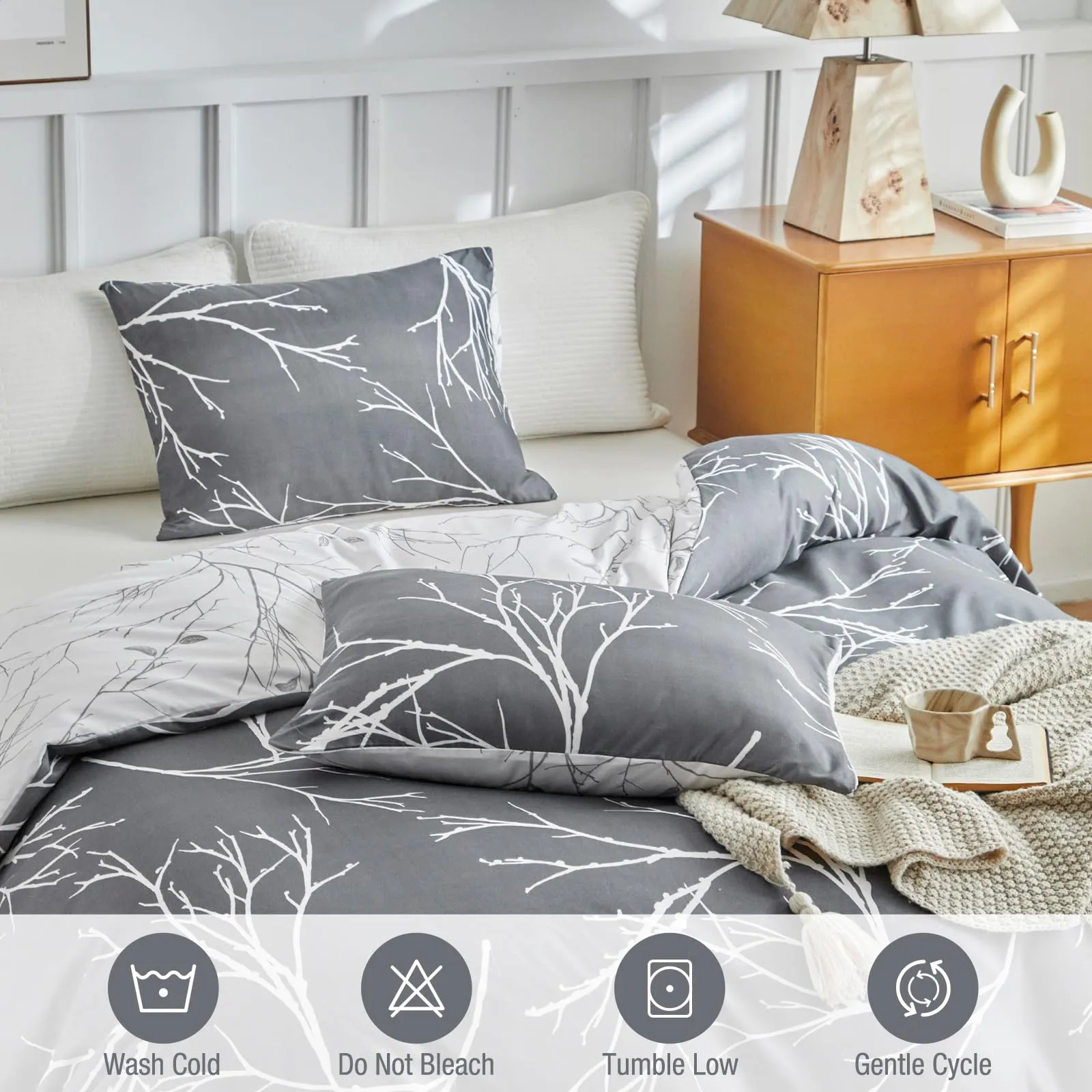 Tokokimo Set Copripiumino Matrimoniale 3 Pezzi in Microfibra, 240x220cm, con Motivo a Ramoscelli e Foglie, Grigio/Bianco - immagine 3